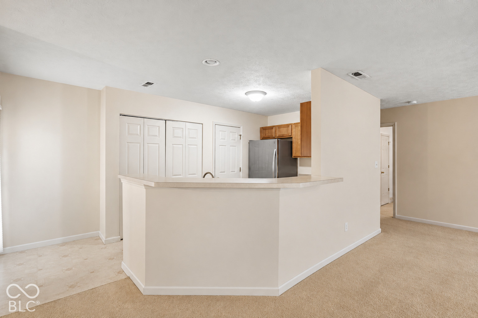 4827 Flat Stone Place, Indianapolis, IN, 46268 photo 5 of 24