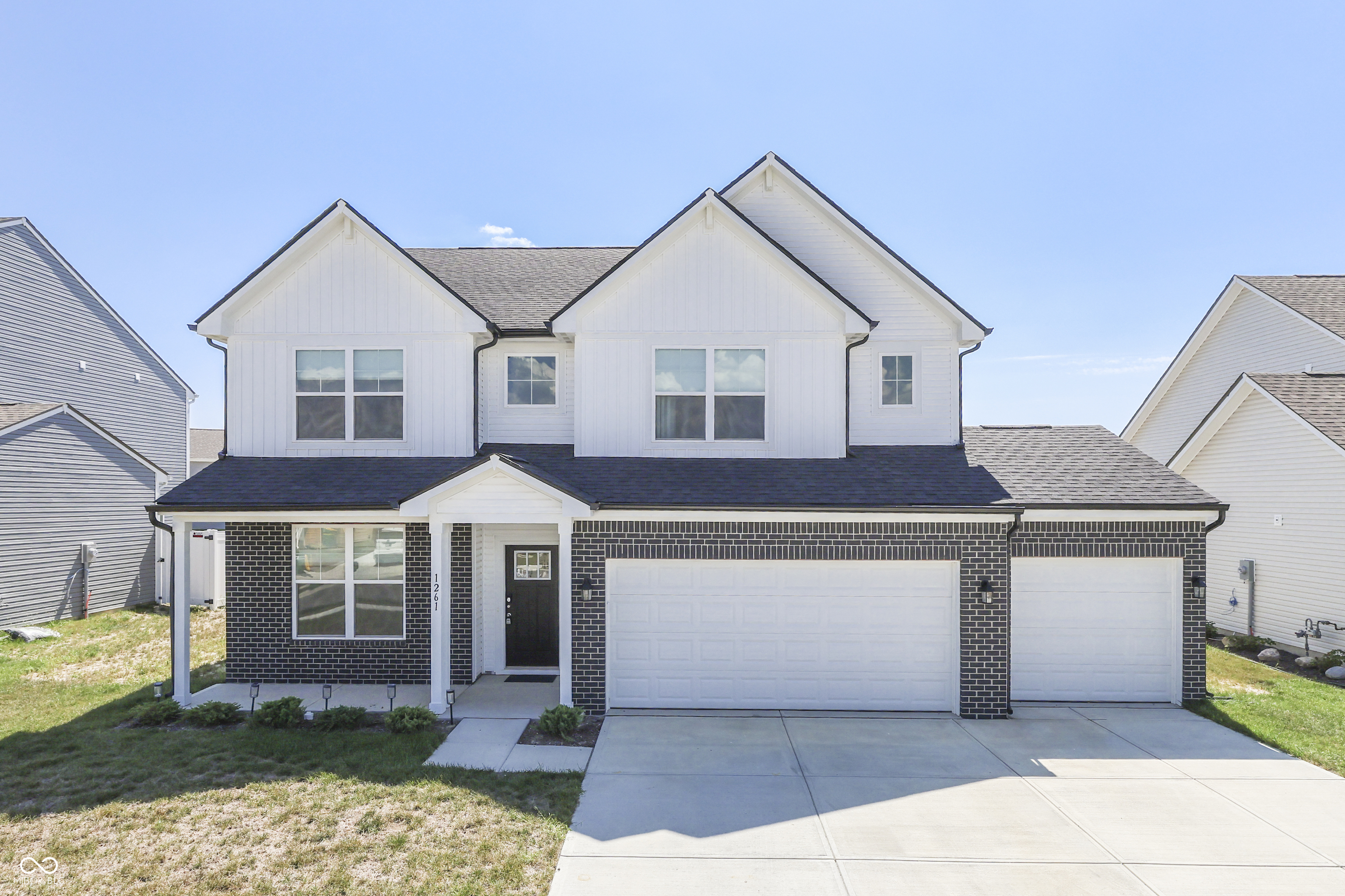 1261 Pegasus Drive, Franklin, IN, 46131 photo 5 of 62