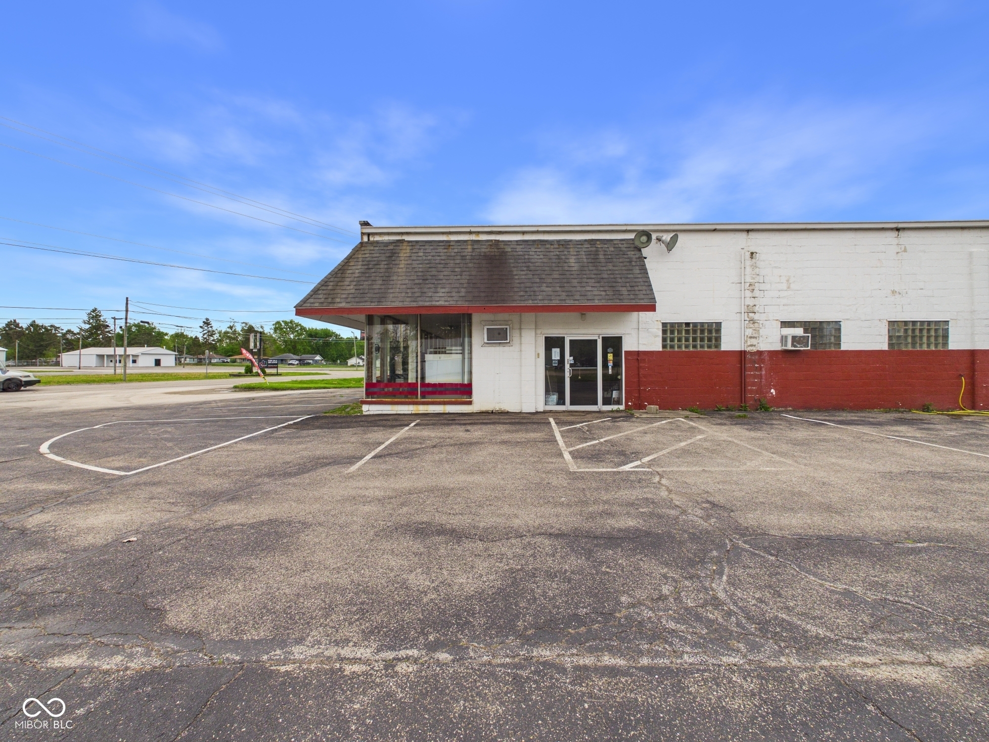 4411 N Broadway Avenue, Muncie, IN, 47303 photo 5 of 36
