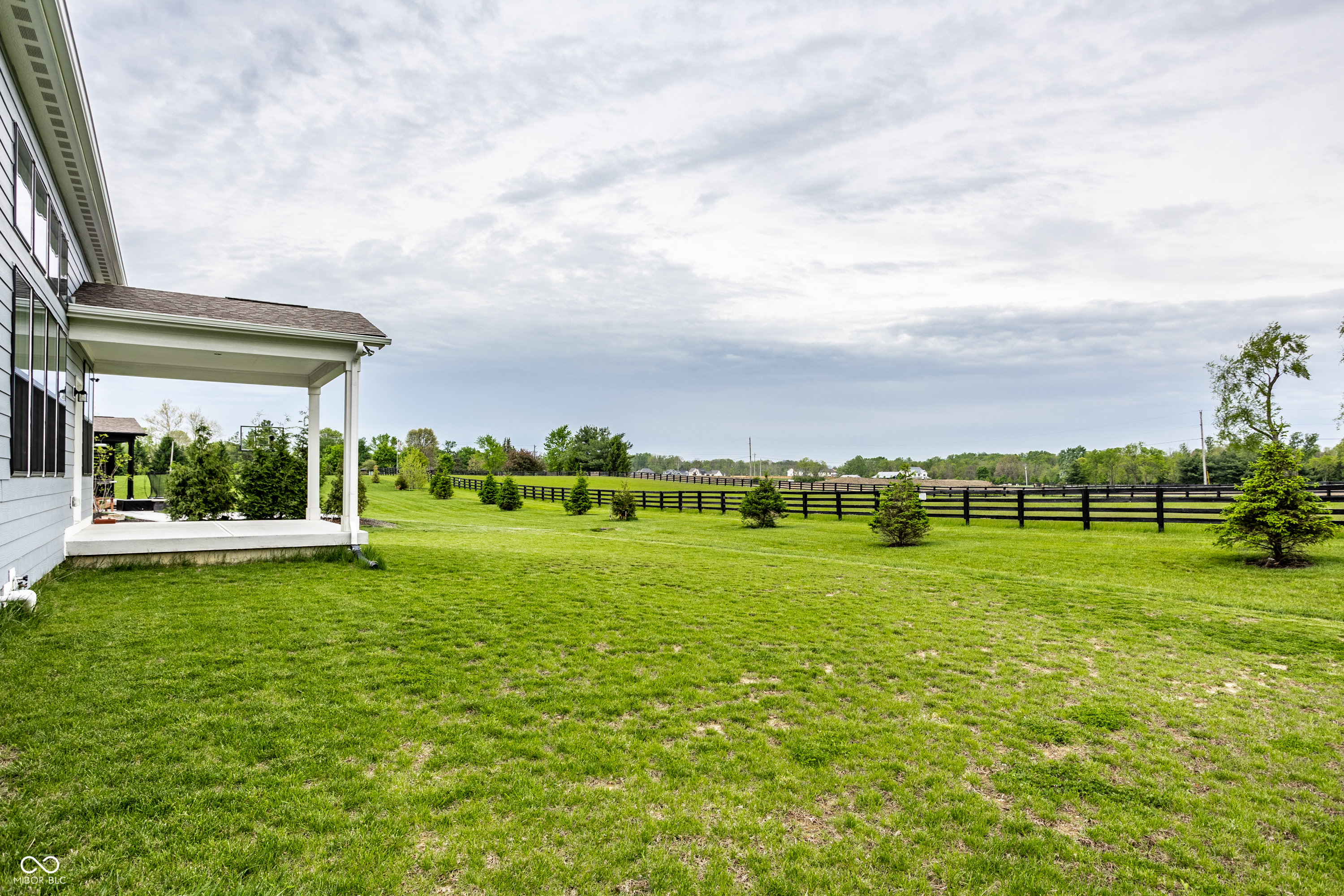 5378 Rose Drive, Zionsville, IN, 46077 photo 5 of 61