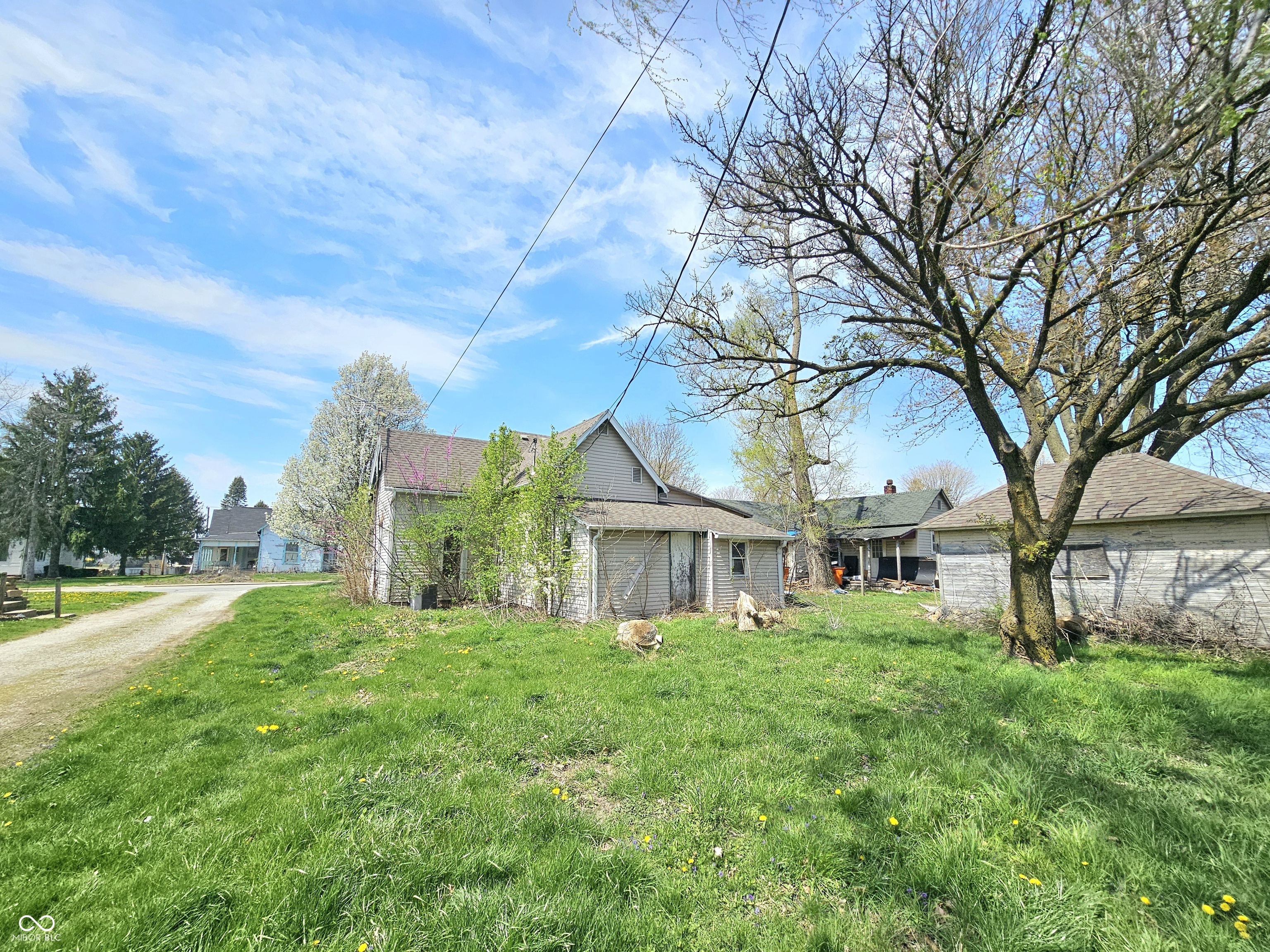 415 N Independence Street, Windfall, IN, 46076 photo 5 of 13