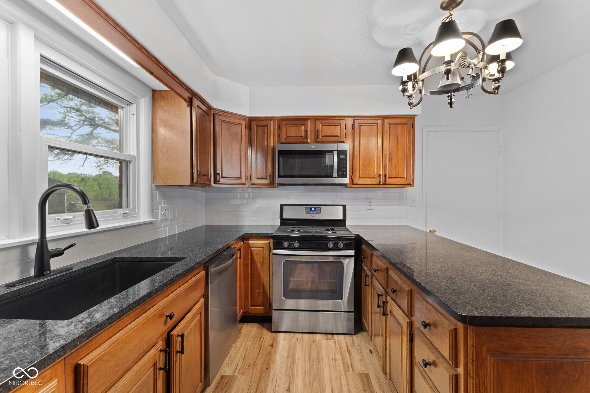 1532 Weslow Court, Anderson, IN, 46011 photo 5 of 48