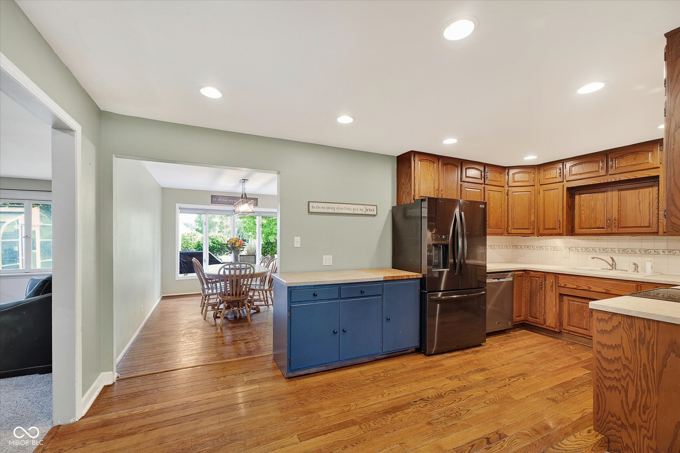 2202 Fairhope Drive, Indianapolis, IN, 46227 photo 5 of 30