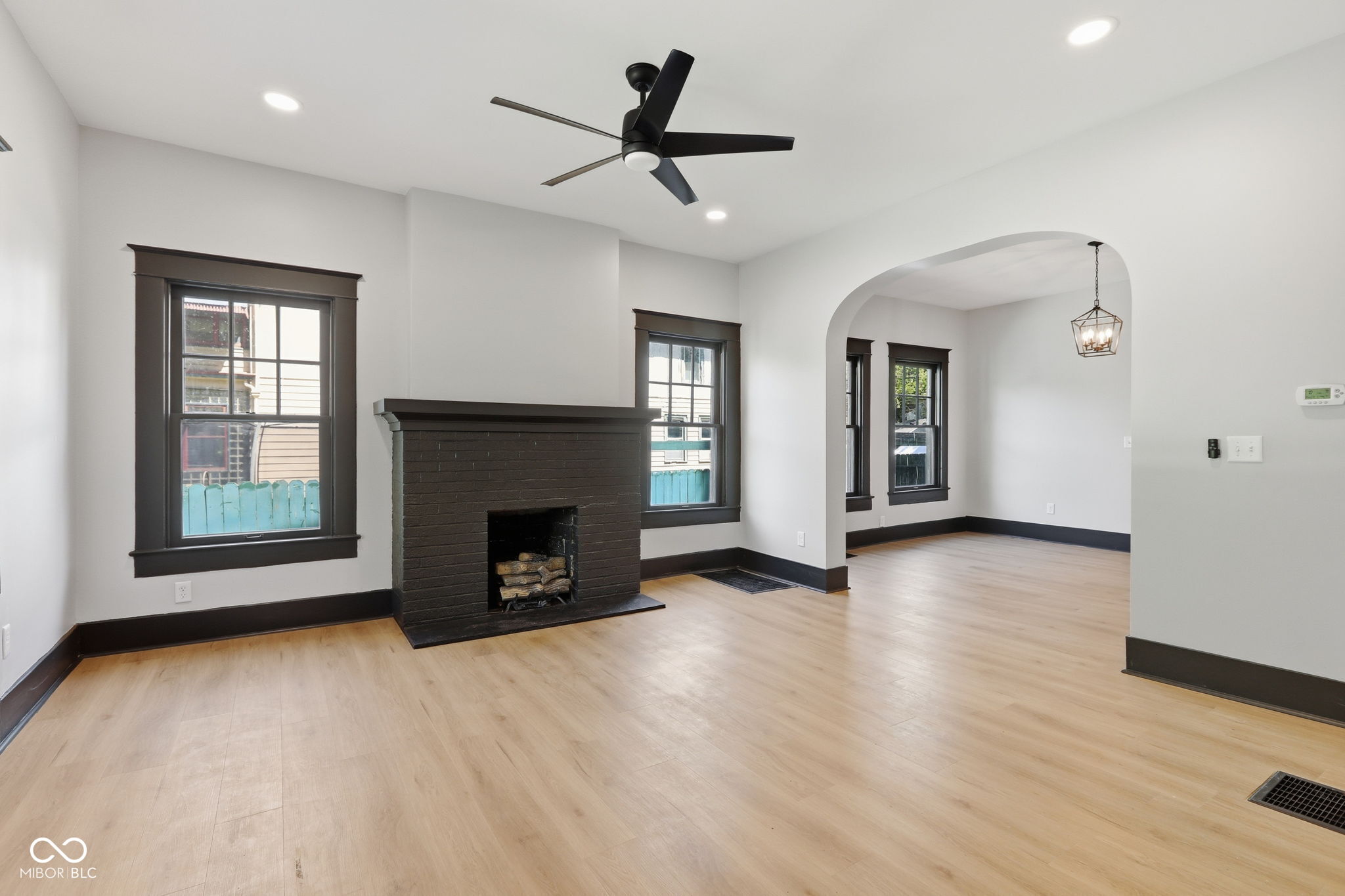 875 Woodruff Place Middle Drive, Indianapolis, IN, 46201 photo 5 of 74