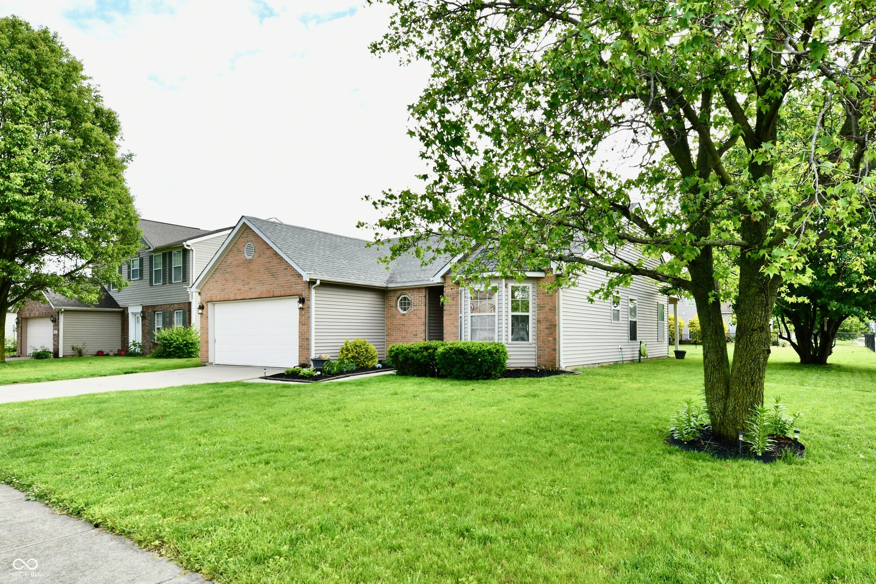 7055 Lesta Court, Indianapolis, IN, 46217 photo 5 of 43
