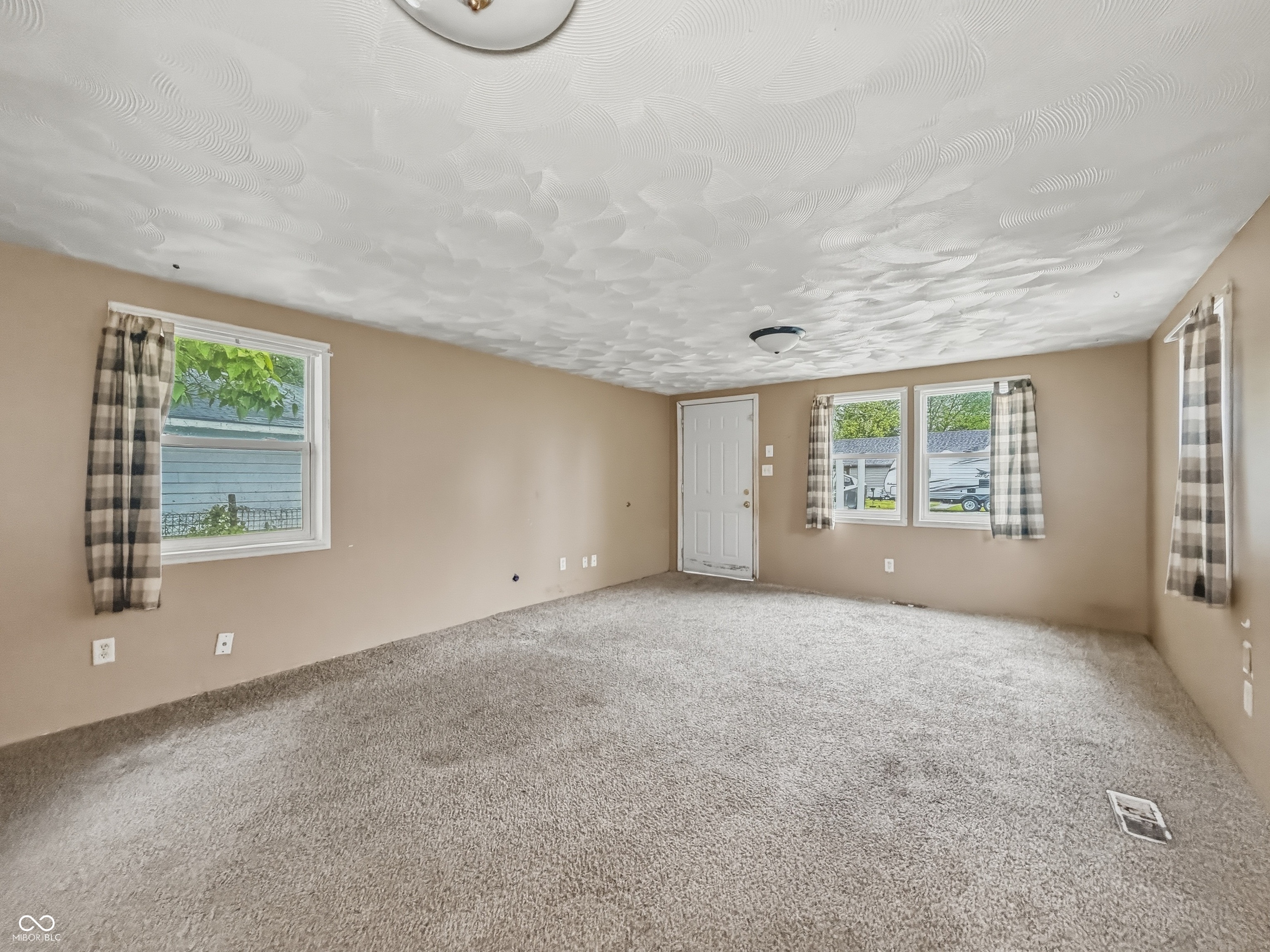2358 S Rybolt Avenue, Indianapolis, IN, 46241 photo 5 of 18