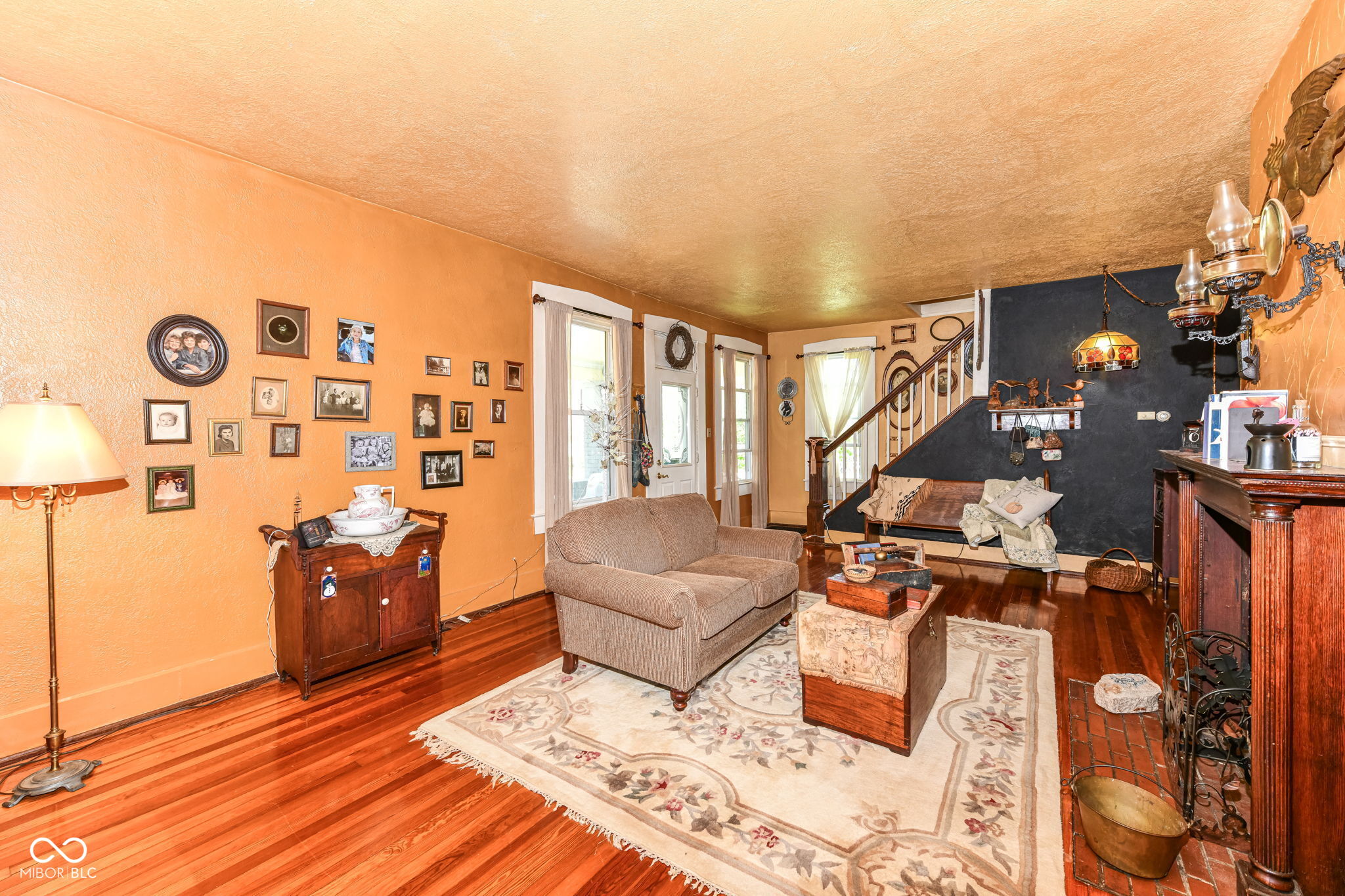 303 Walnut Street, Greenfield, IN, 46140 photo 5 of 32