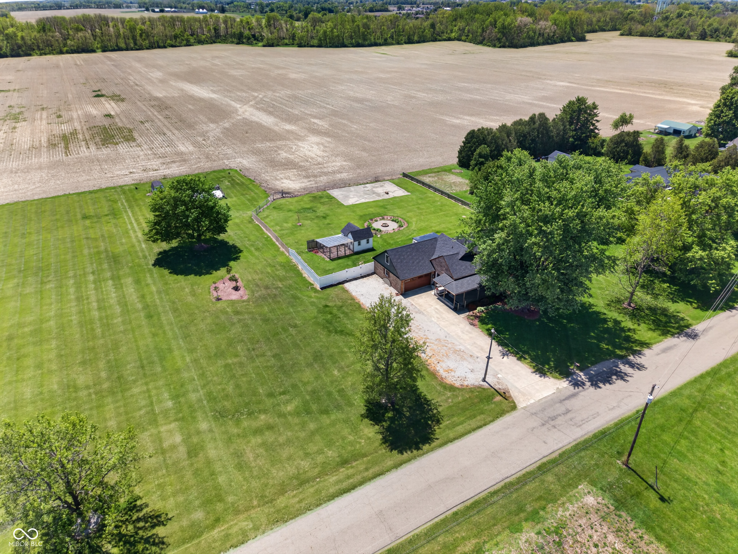 757 E 1000 N, Alexandria, IN, 46001 photo 5 of 38