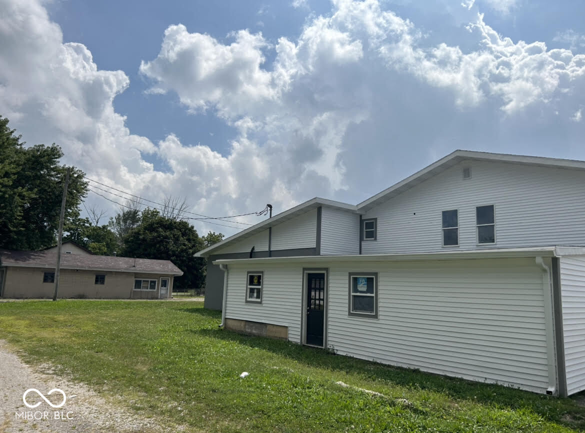 2702 Broad Street, New Castle, IN, 47362 photo 5 of 10