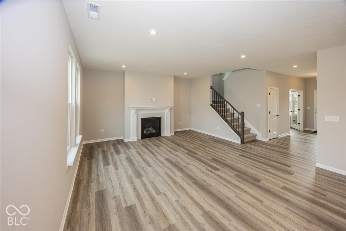 6434 Stone Side Drive, Plainfield, IN, 46168 photo 5 of 33