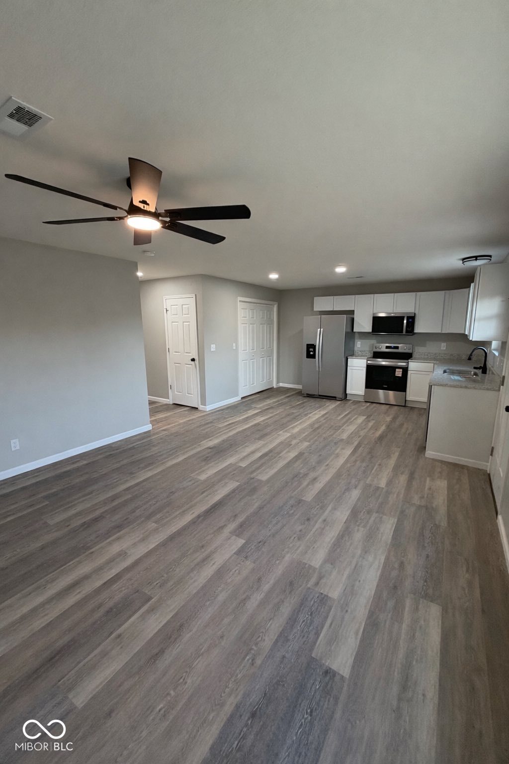 391 Country Manor Street, North Vernon, IN, 47265 photo 5 of 12