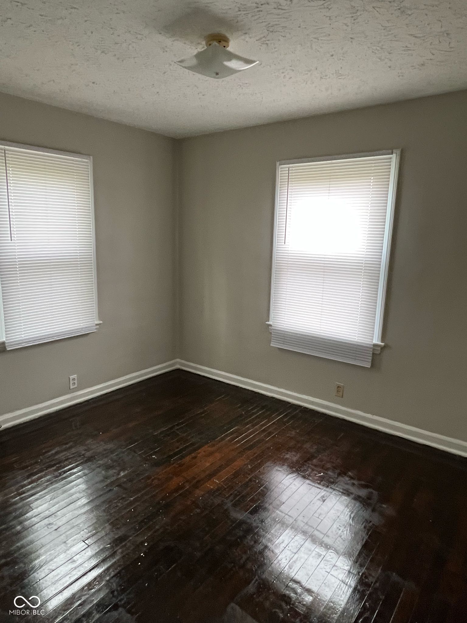 930 N Kealing Avenue, Indianapolis, IN, 46201 photo 5 of 8