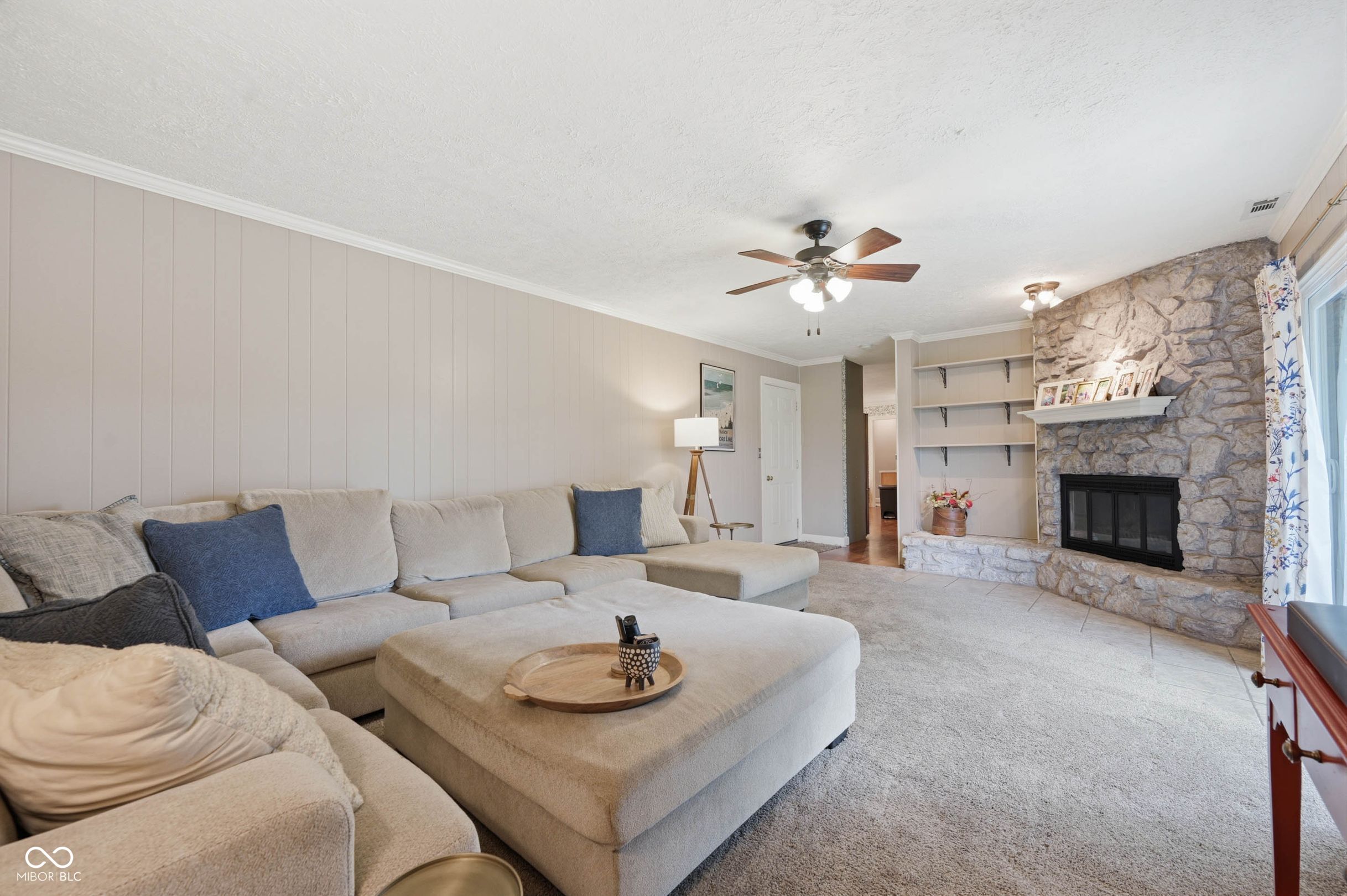 2215 W Woodmont Drive, Muncie, IN, 47304 photo 5 of 31