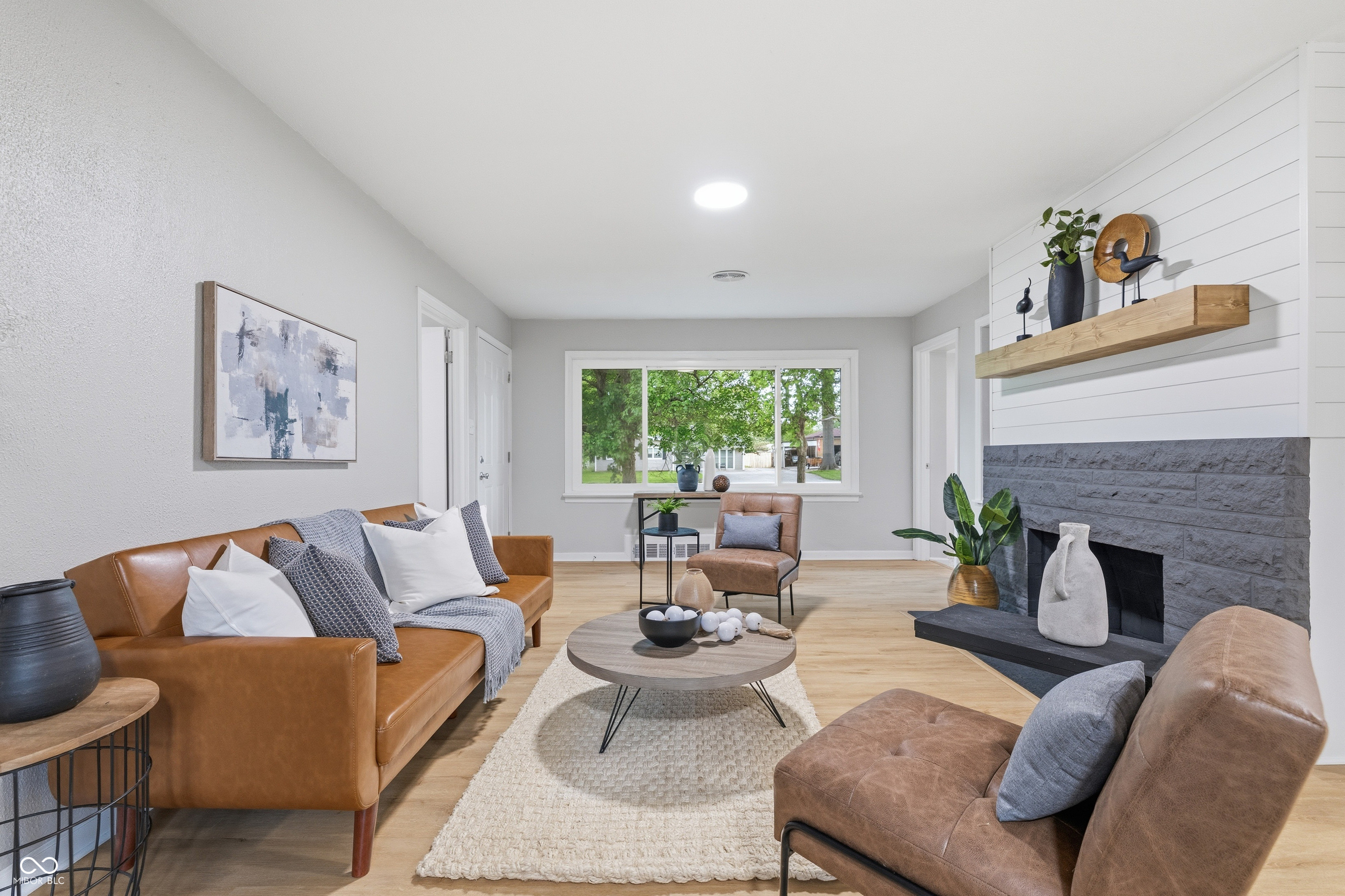 333 Maxwell Road, Indianapolis, IN, 46217 photo 5 of 28