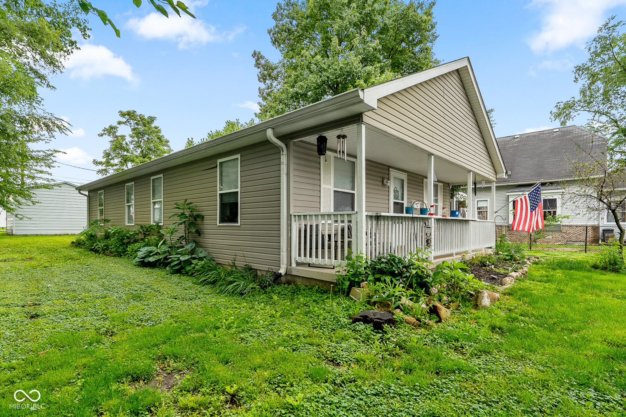 300 E Washington Street, Mooresville, IN, 46158 photo 5 of 29