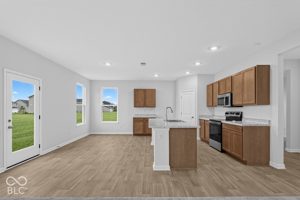 2057 Black Oak Drive, Shelbyville, IN, 46176 photo 5 of 36