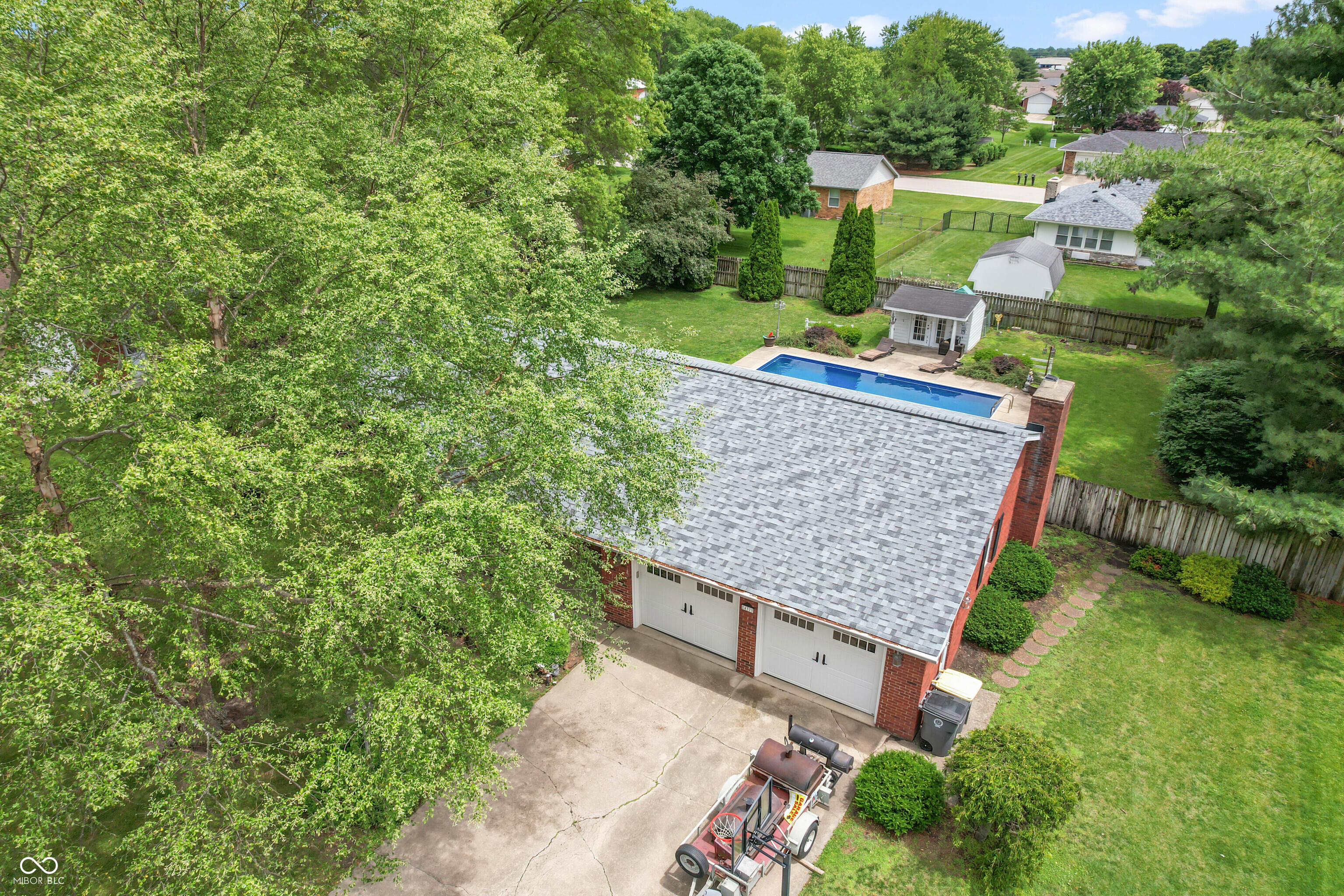 437 Schleter Court, Seymour, IN, 47274 photo 5 of 32