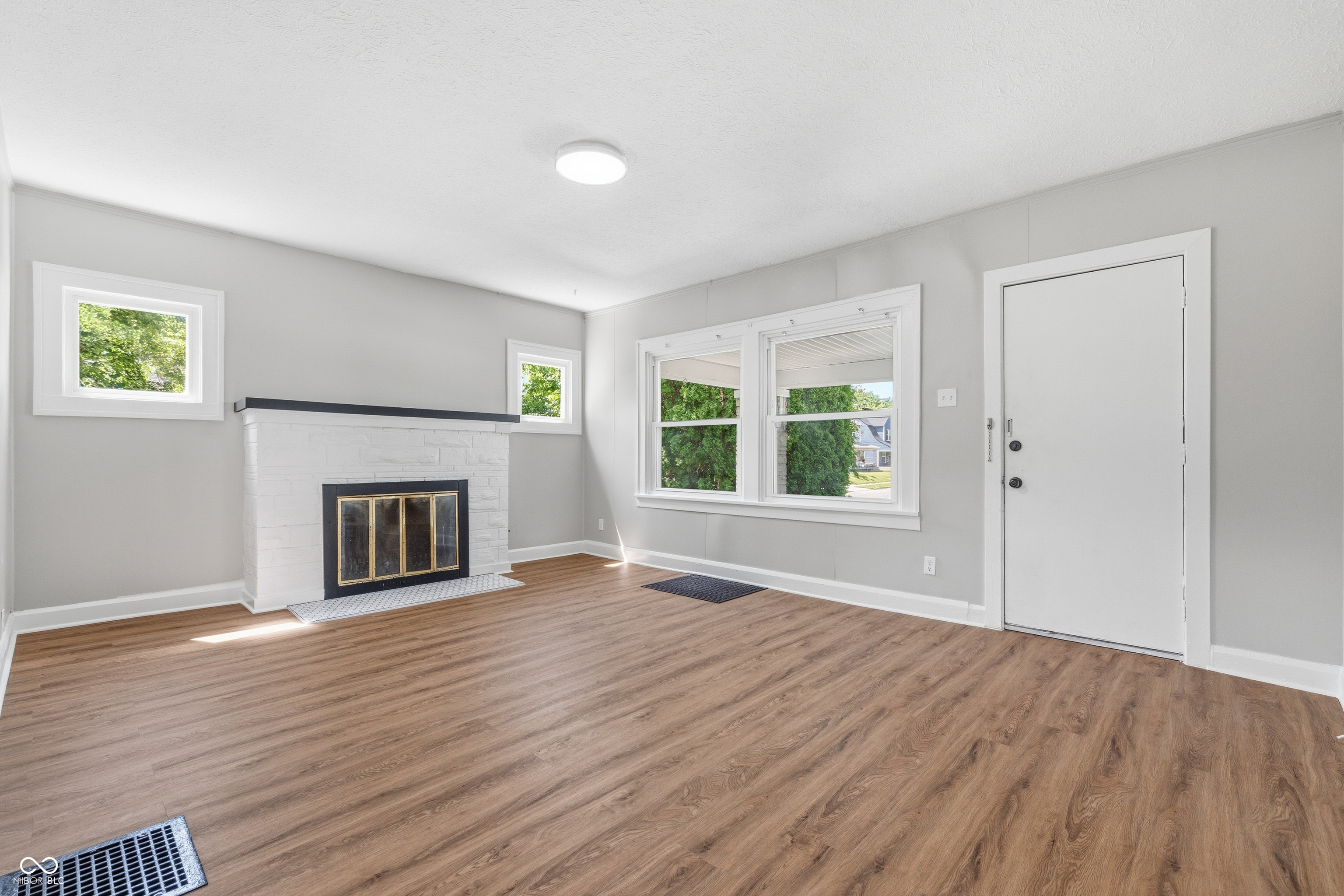 443 Harvard Place, Indianapolis, IN, 46208 photo 5 of 32