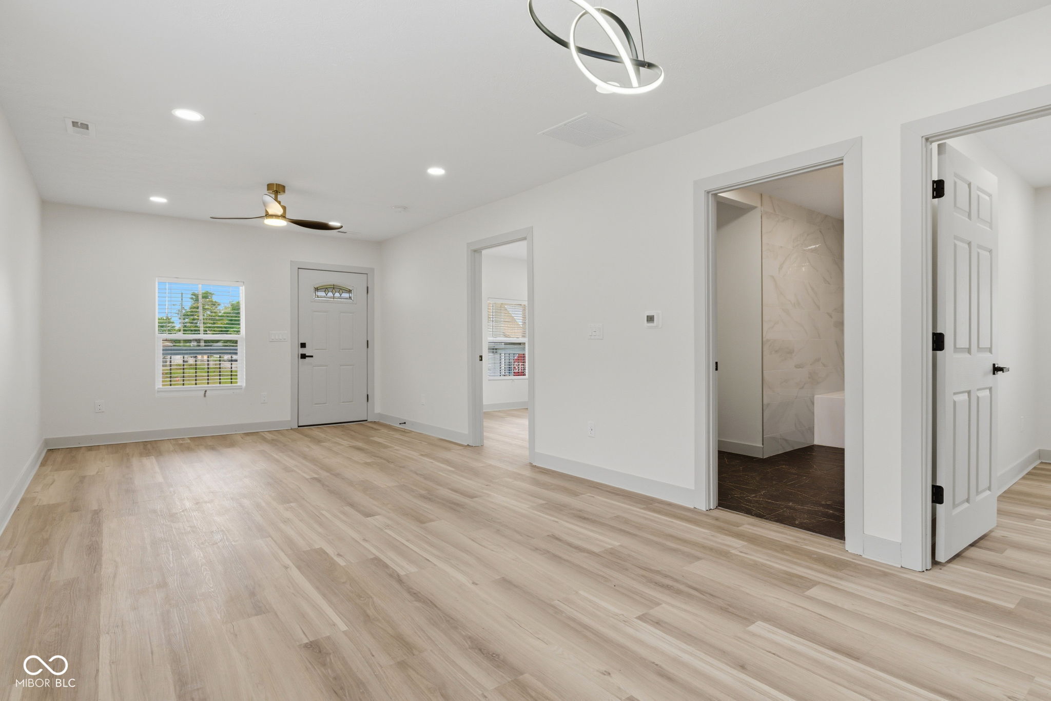 301 Leeds Avenue, Indianapolis, IN, 46201 photo 5 of 25