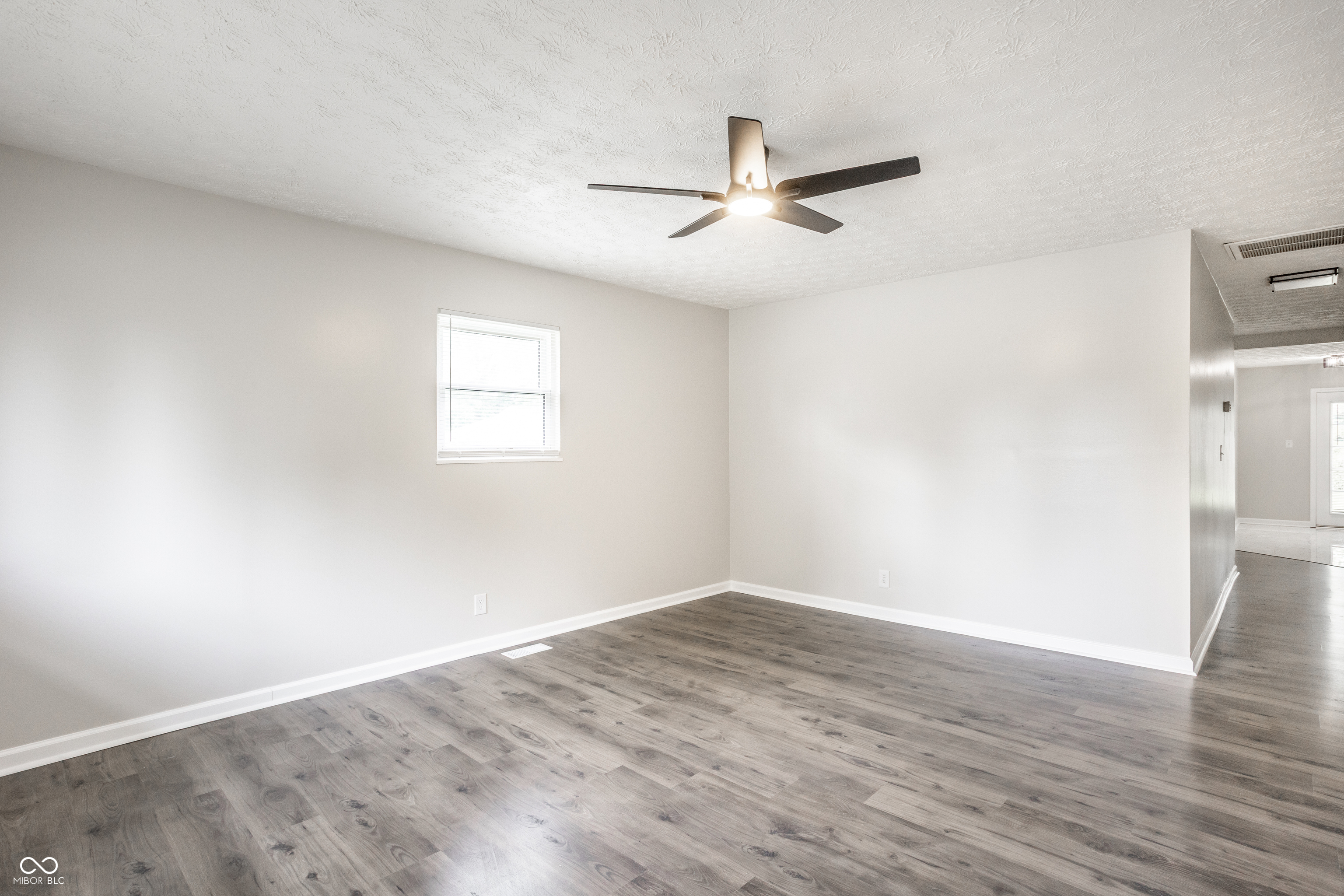 2248 Dupont Court, Indianapolis, IN, 46229 photo 5 of 36