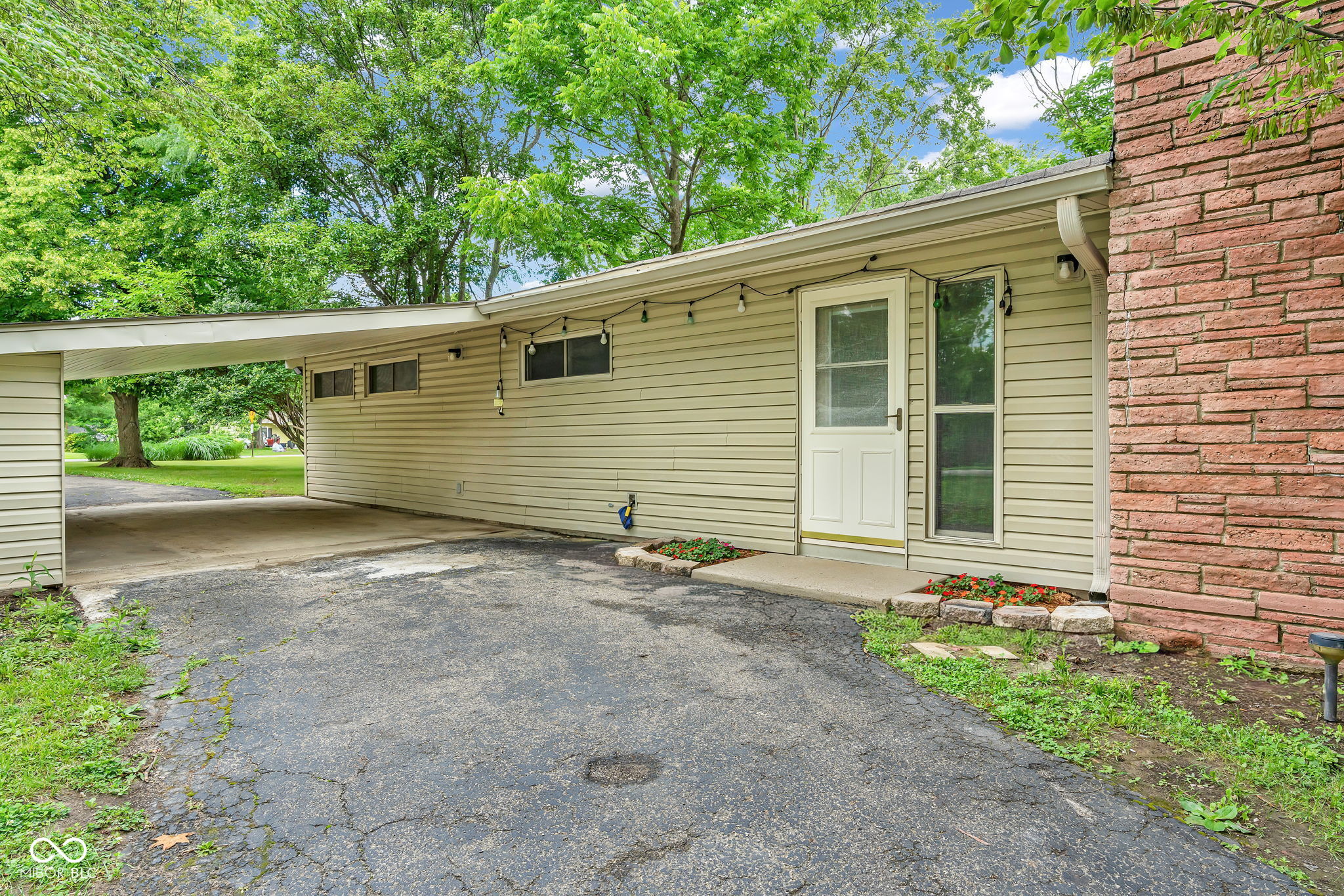 9105 Washington Boulevard, Indianapolis, IN, 46240 photo 5 of 56
