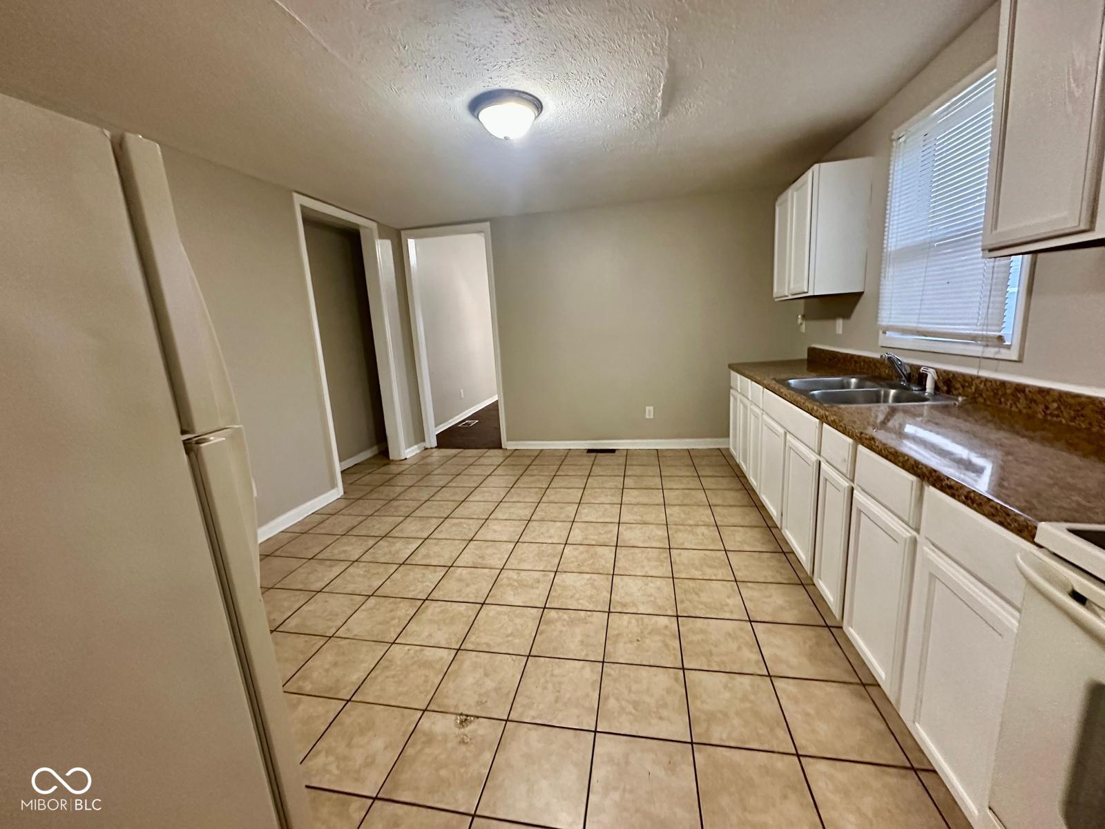 1058 W 31st Street, Indianapolis, IN, 46208 photo 5 of 41