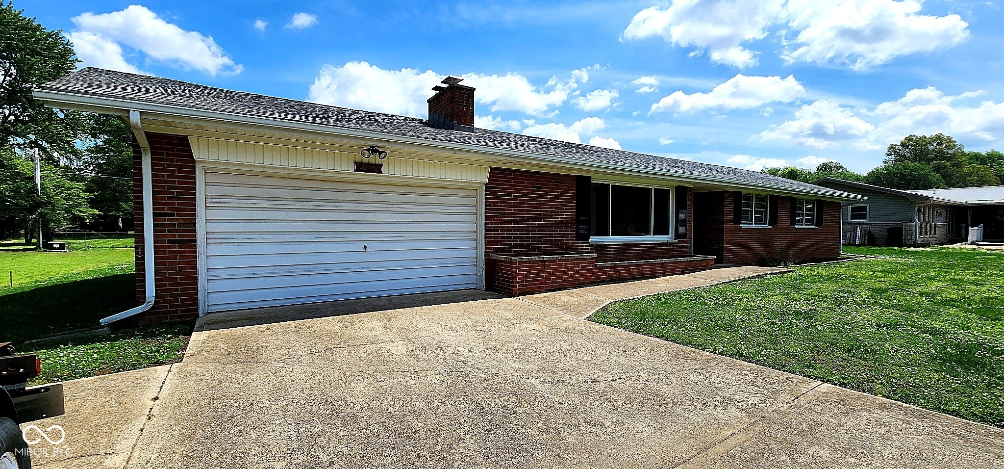 2394 S Sunset Drive, Connersville, IN, 47331 photo 5 of 23