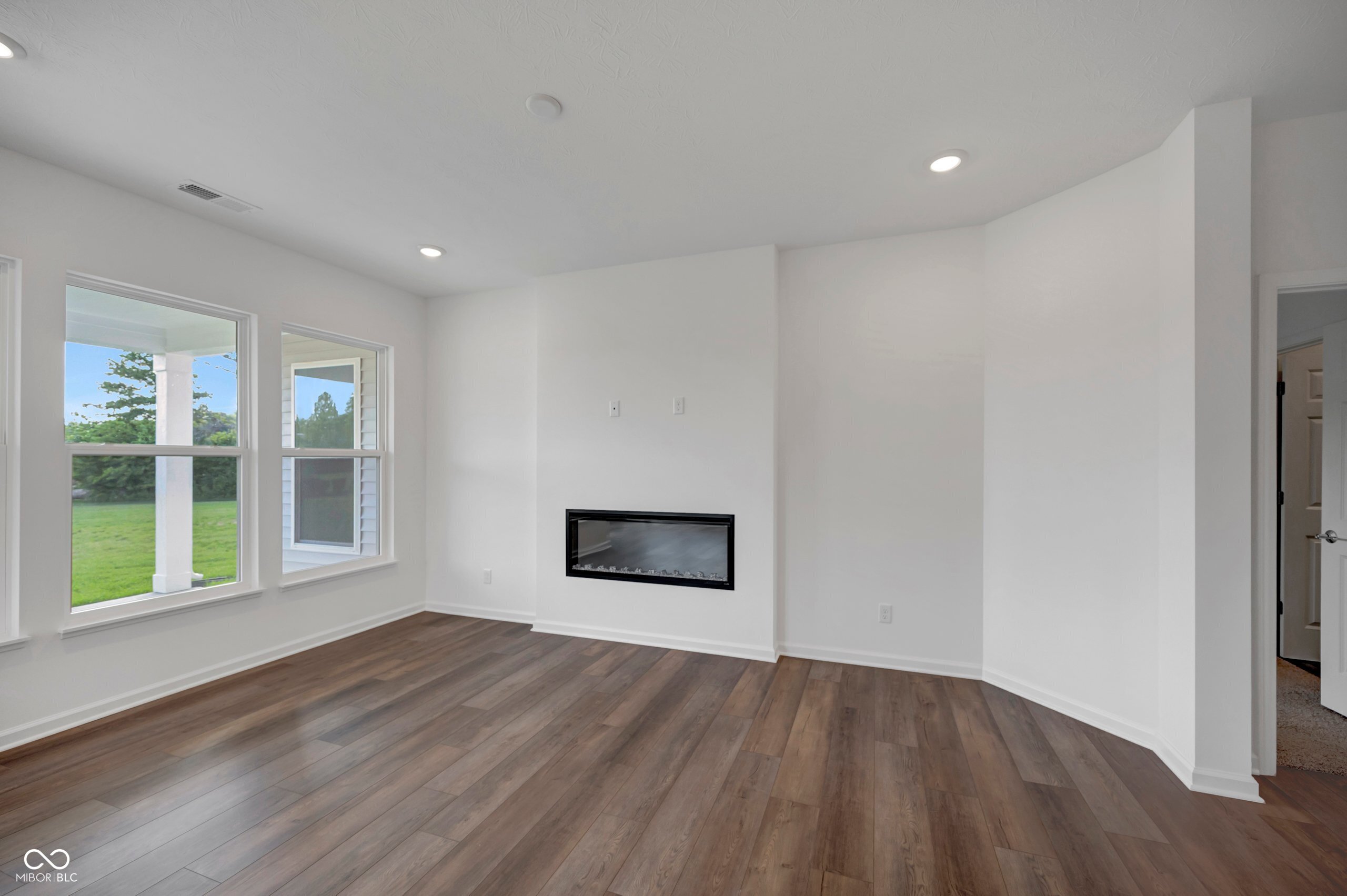 5540 Aspen Wood Lane, Indianapolis, IN, 46239 photo 5 of 18