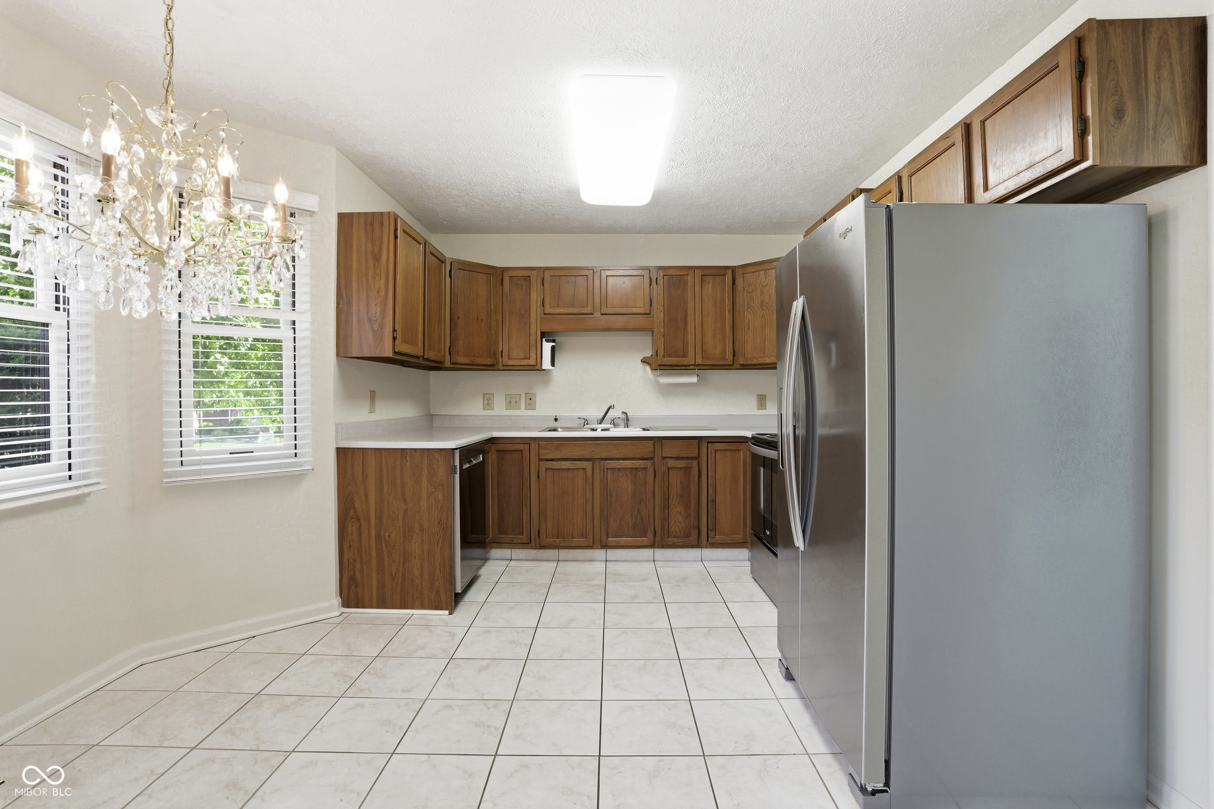 5201 Greenwillow Road, Indianapolis, IN, 46226 photo 5 of 31