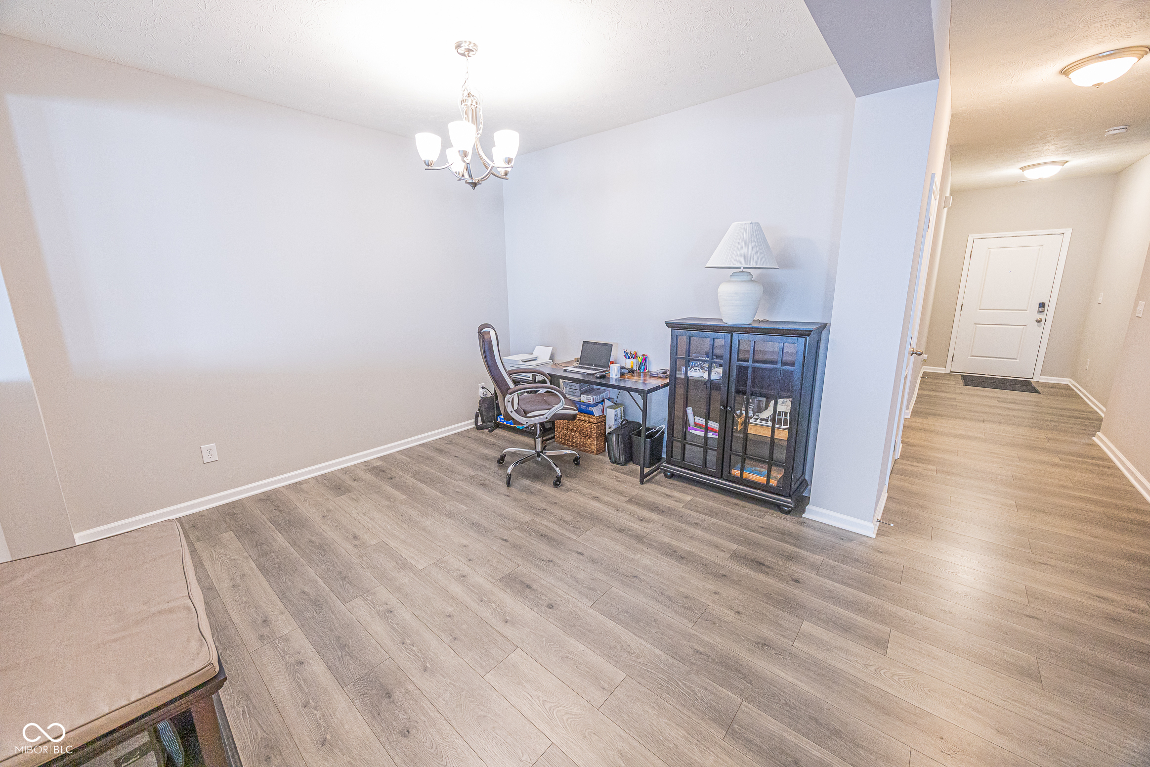 8822 Rowling Way, Indianapolis, IN, 46239 photo 5 of 44