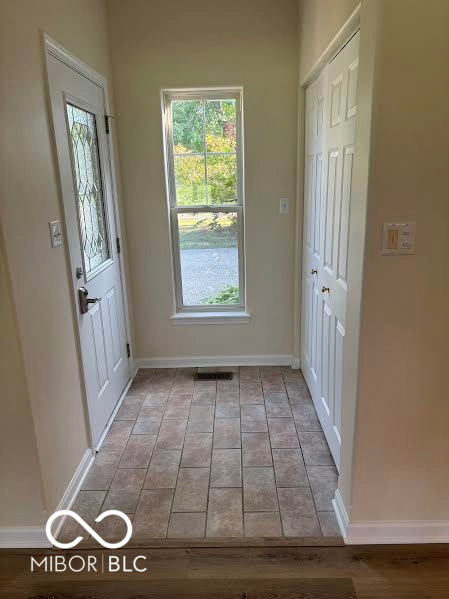 9247 Norris Drive, Hobart, IN, 46342 photo 5 of 33