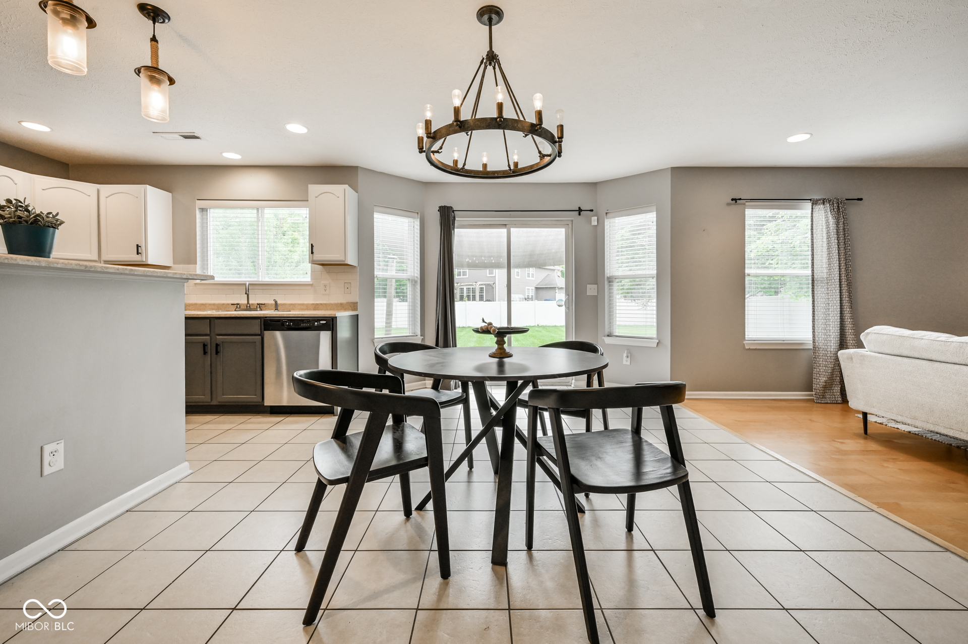 8189 Admirals Landing Place, Indianapolis, IN, 46236 photo 5 of 39
