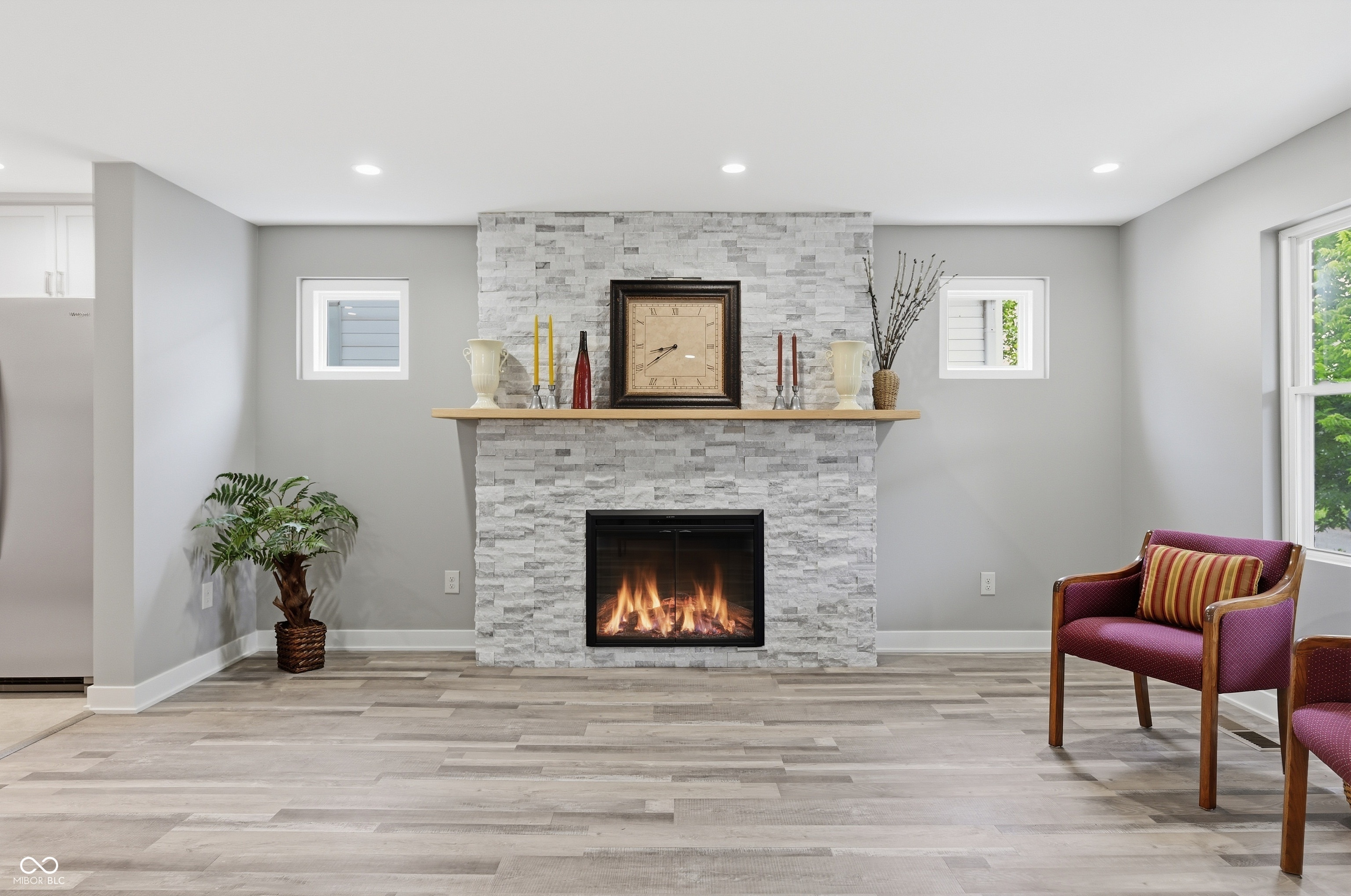 209 N Hamilton Avenue, Indianapolis, IN, 46201 photo 5 of 47