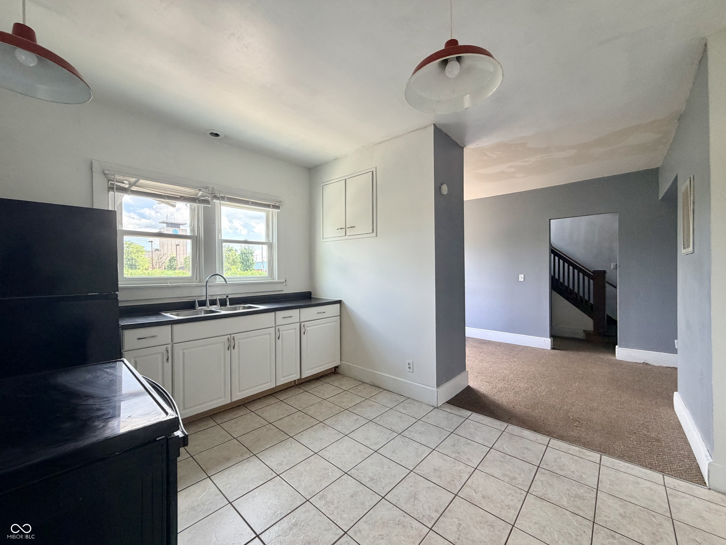 212 N Elm Street, Muncie, IN, 47305 photo 5 of 7