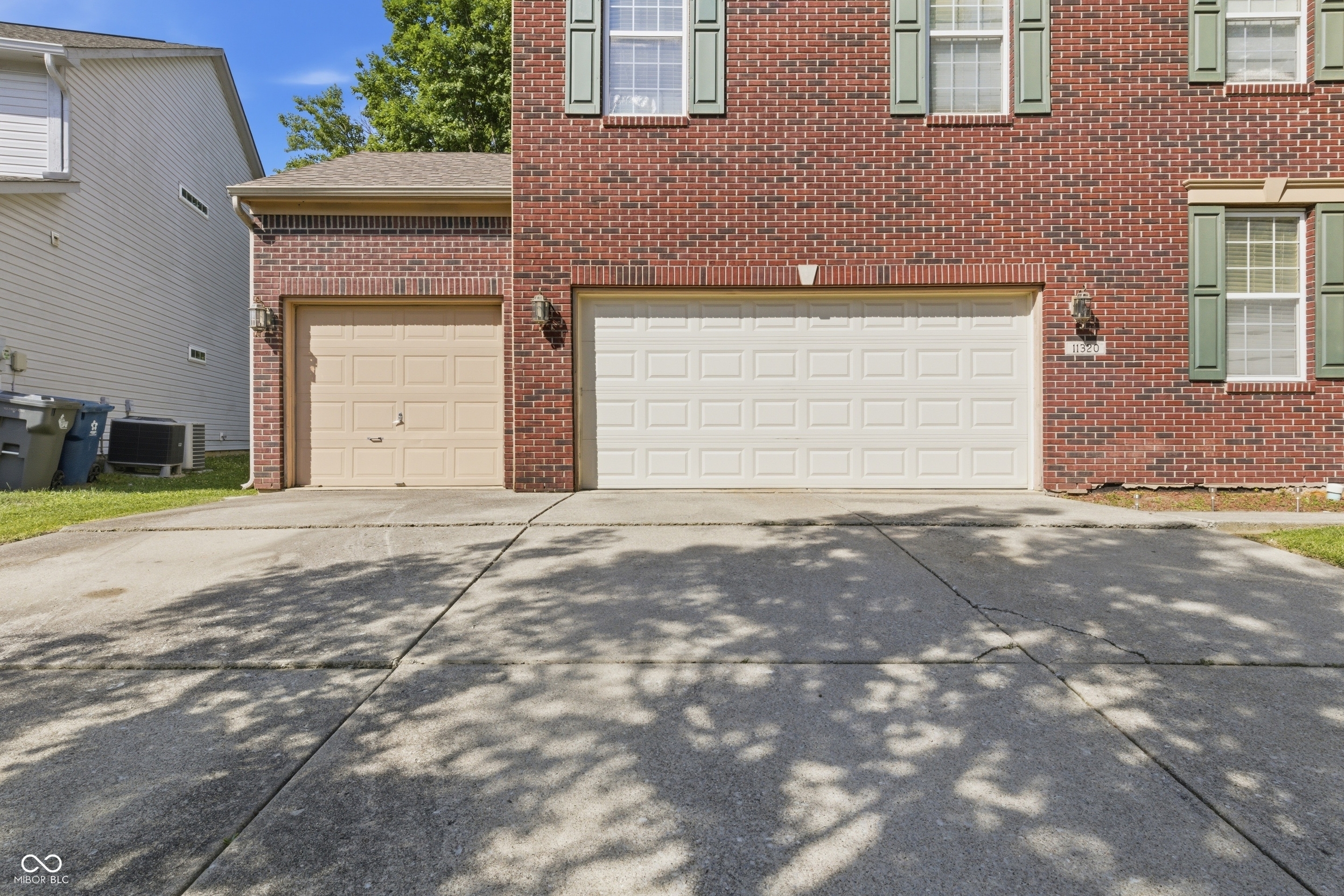 11320 Bear Hollow Court, Indianapolis, IN, 46229 photo 5 of 34