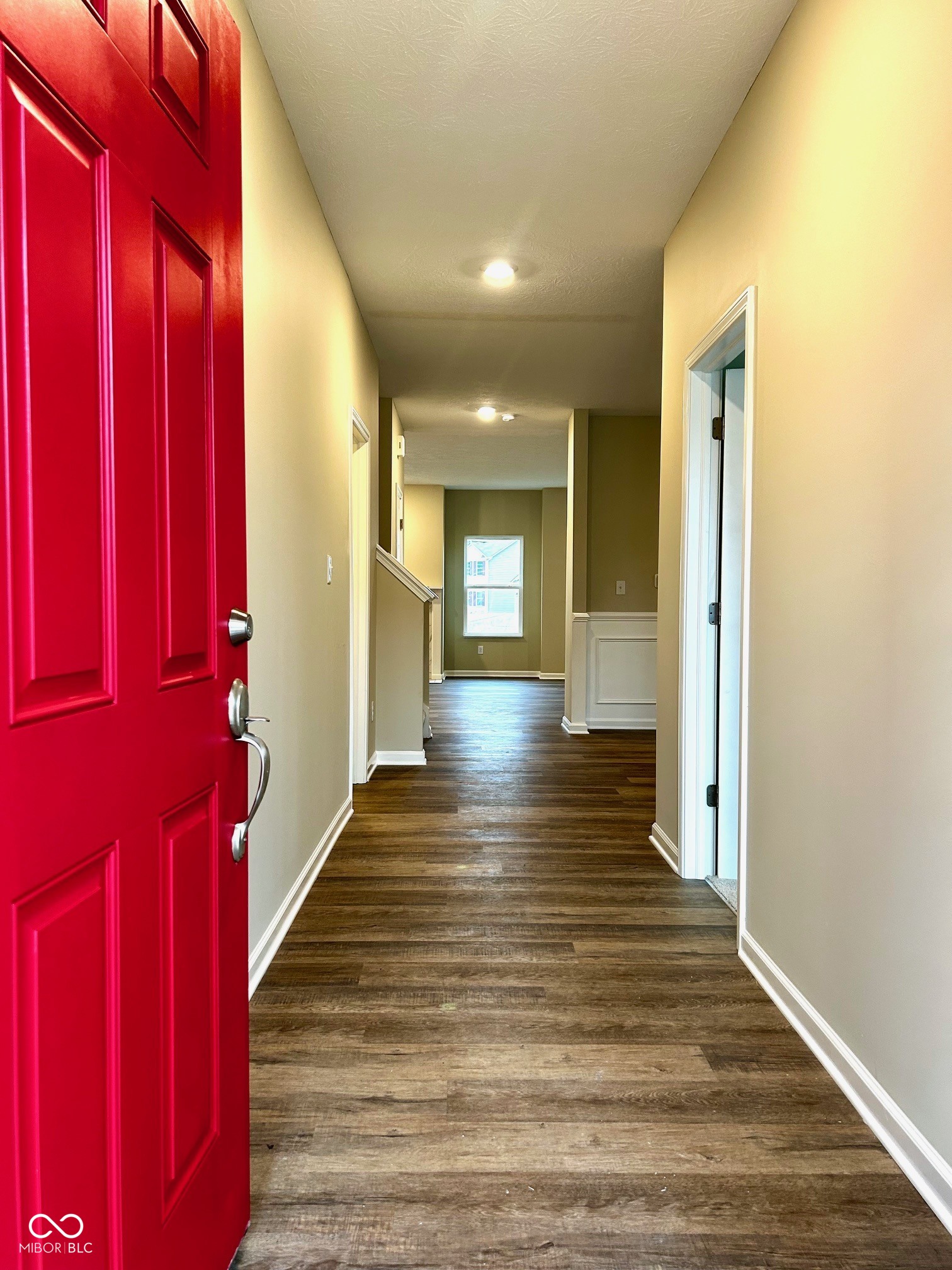 9789 Mystic Sun Court, Fishers, IN, 46040 photo 5 of 44