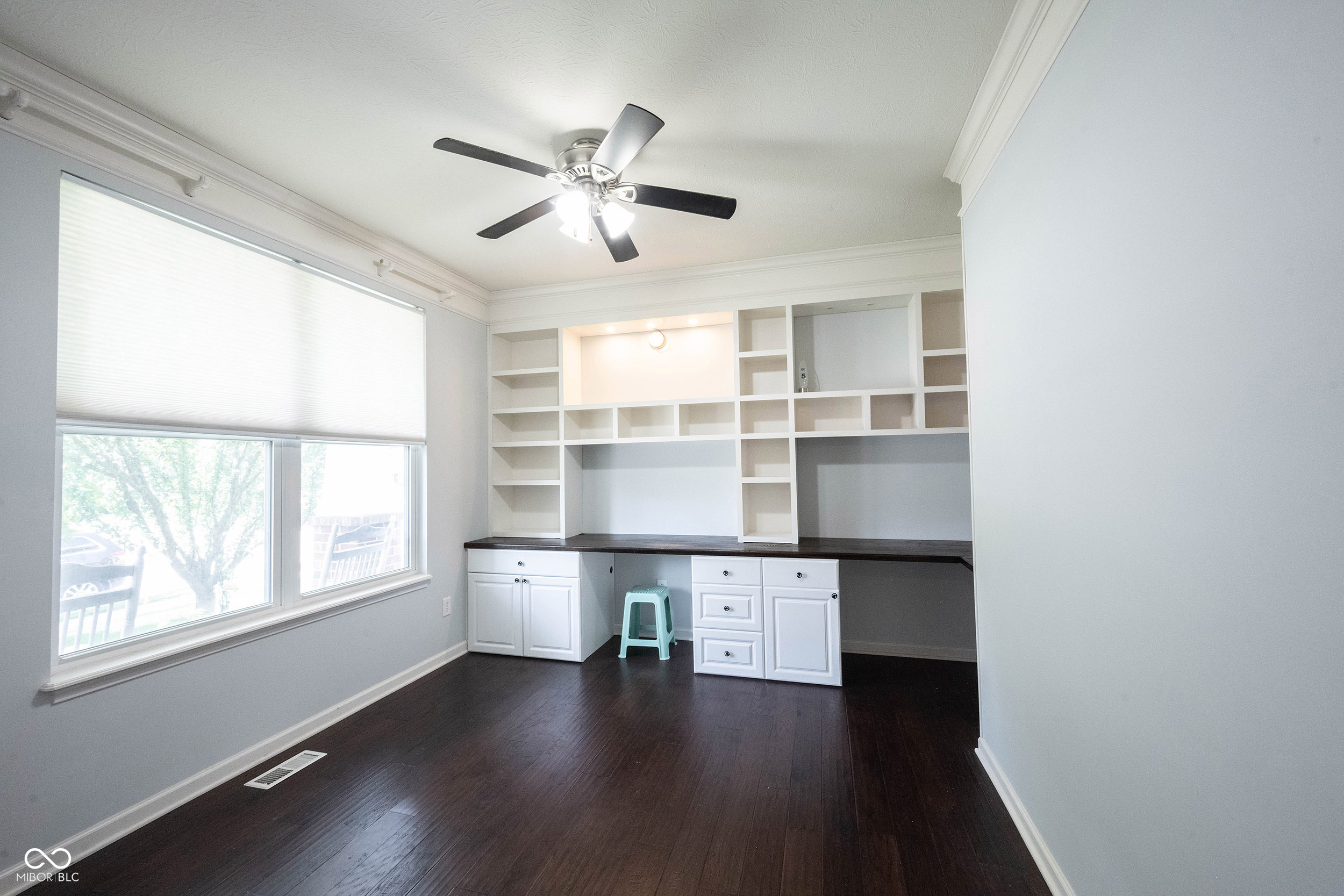 13111 Avon Cross Way, Fishers, IN, 46037 photo 5 of 72