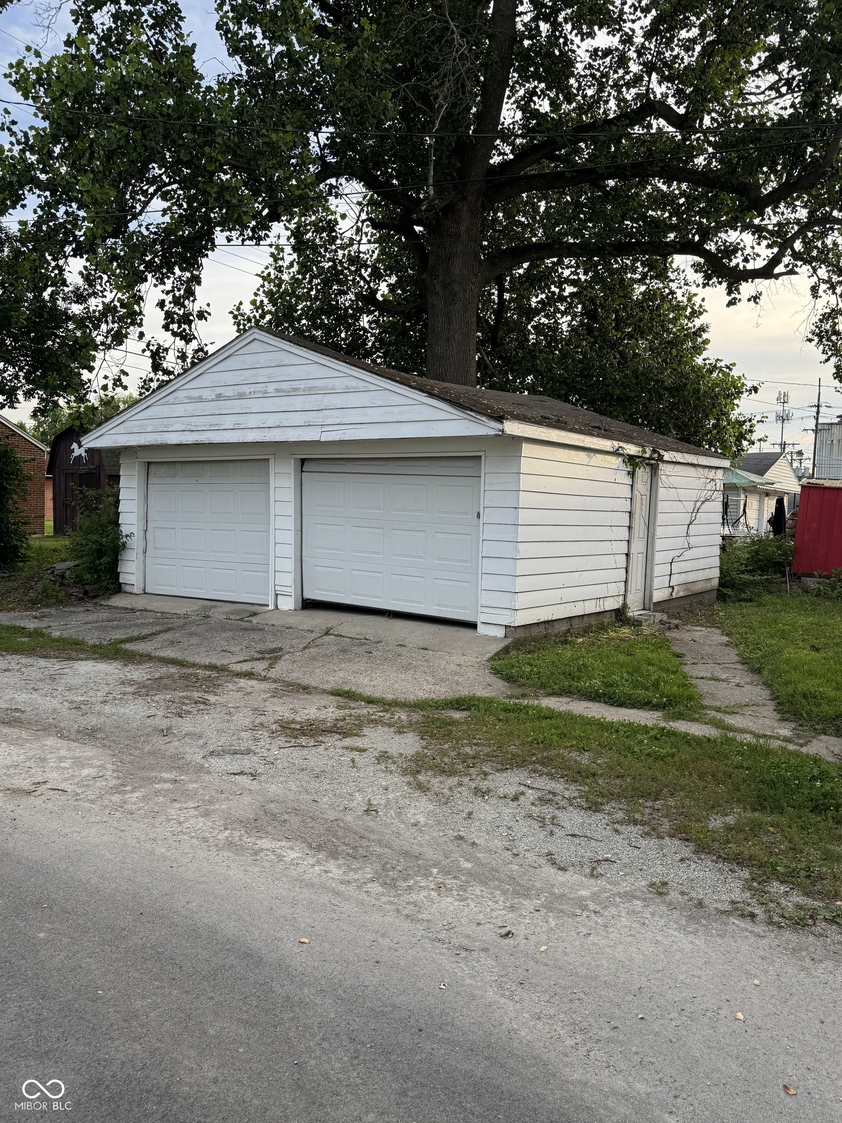 627 E 31st Street, Anderson, IN, 46016 photo 5 of 11