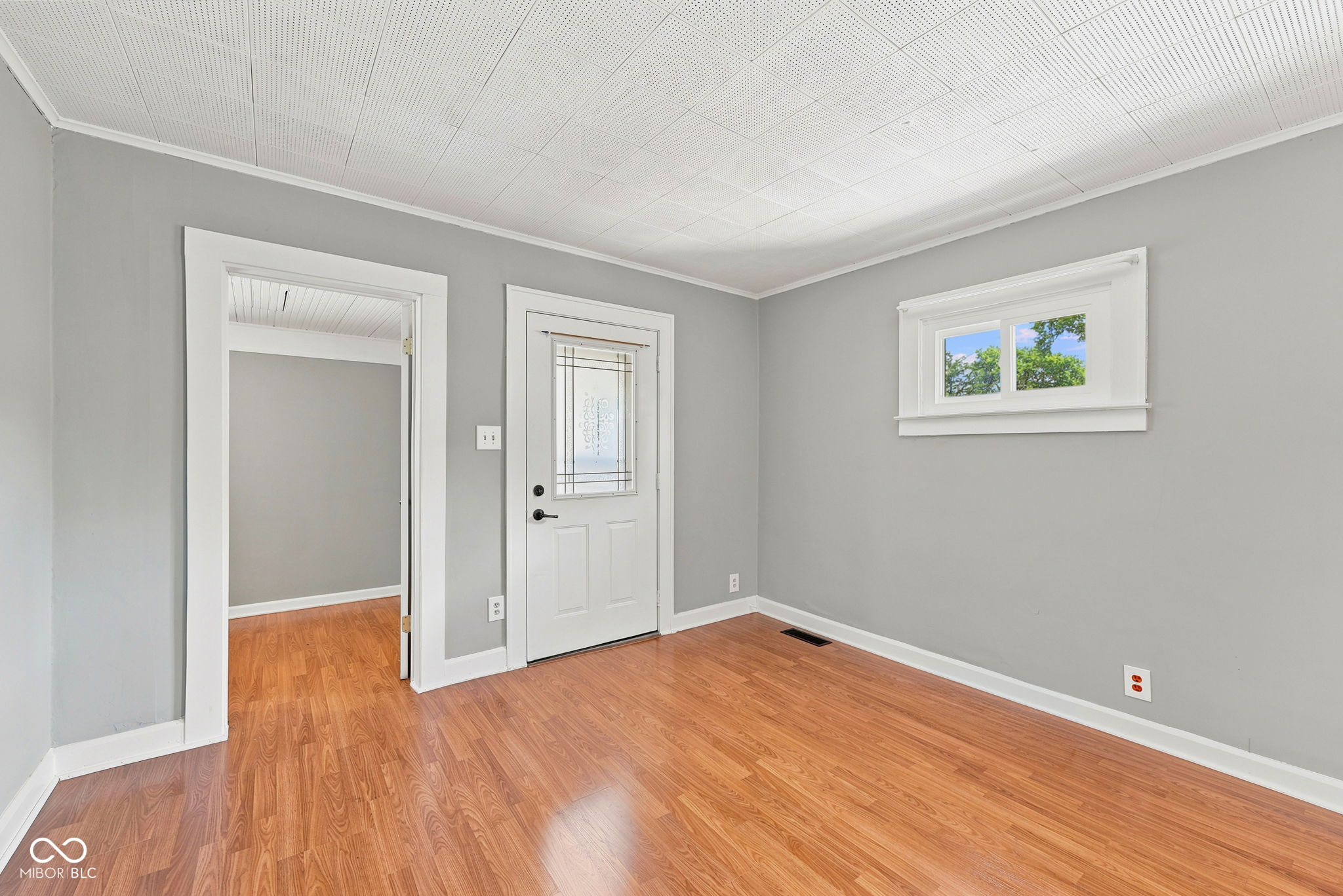 1746 Thaddeus Street, Indianapolis, IN, 46203 photo 5 of 50