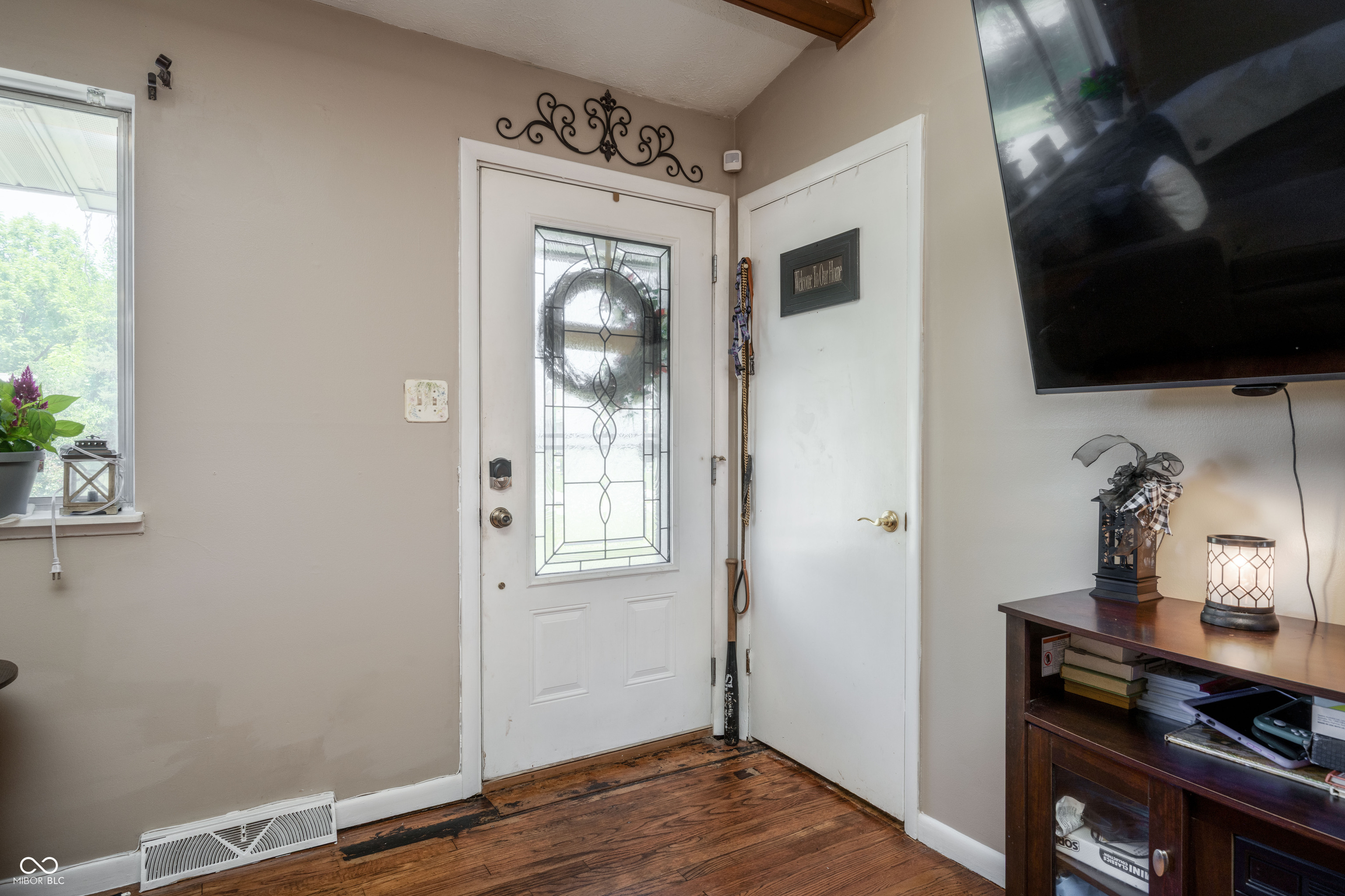 741 Wanda Street, Scottsburg, IN, 47170 photo 5 of 32