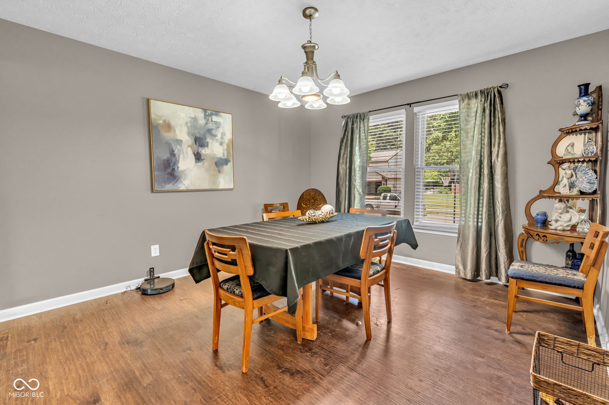2905 Shadow Lake Drive, Indianapolis, IN, 46217 photo 5 of 53
