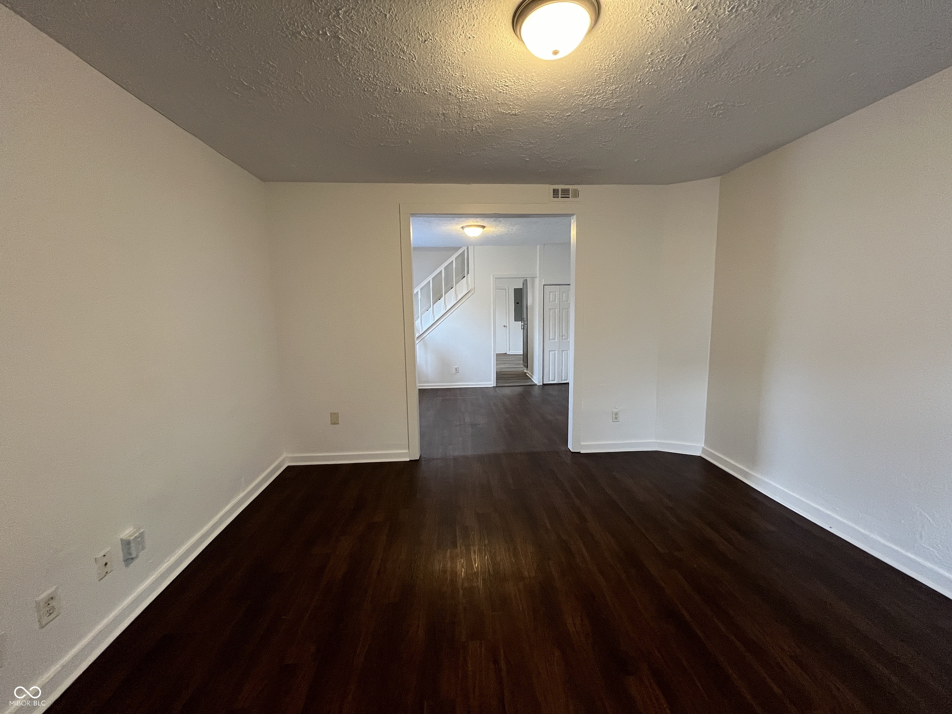 2610 E North Street, Indianapolis, IN, 46201 photo 5 of 12