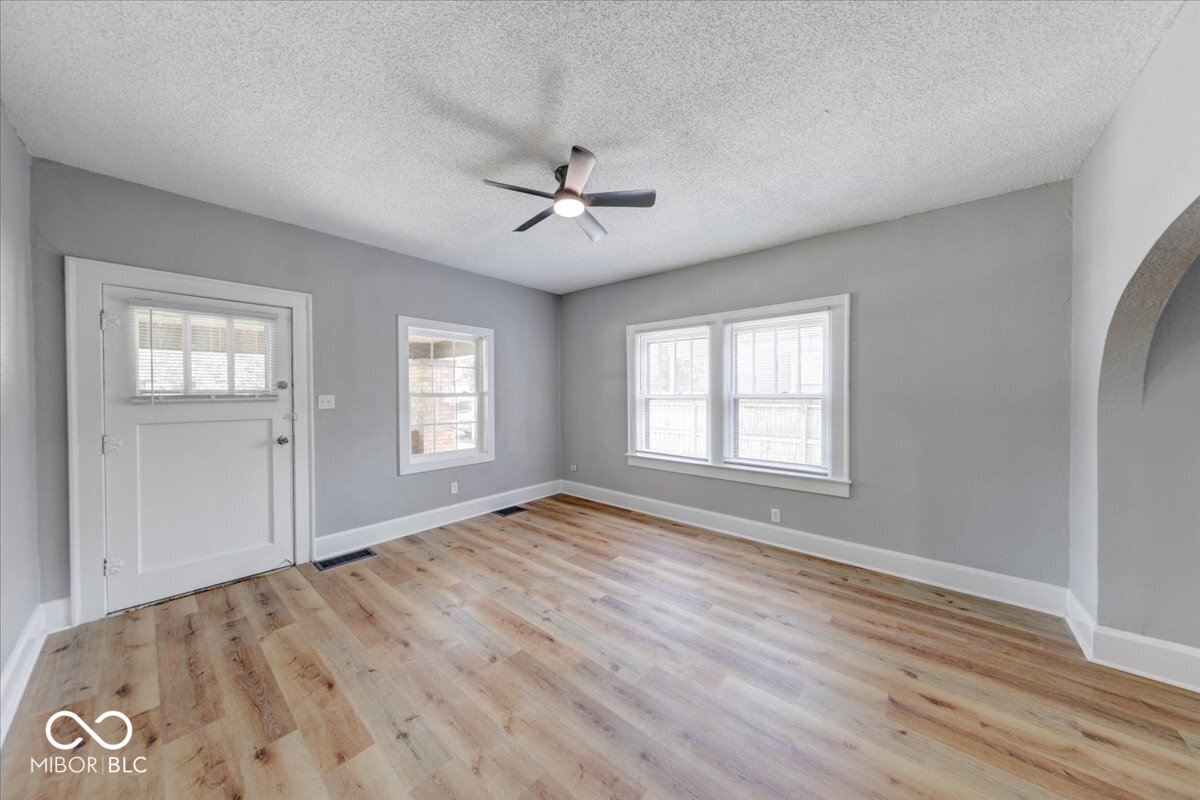 3424 N Grant Avenue, Indianapolis, IN, 46218 photo 5 of 26