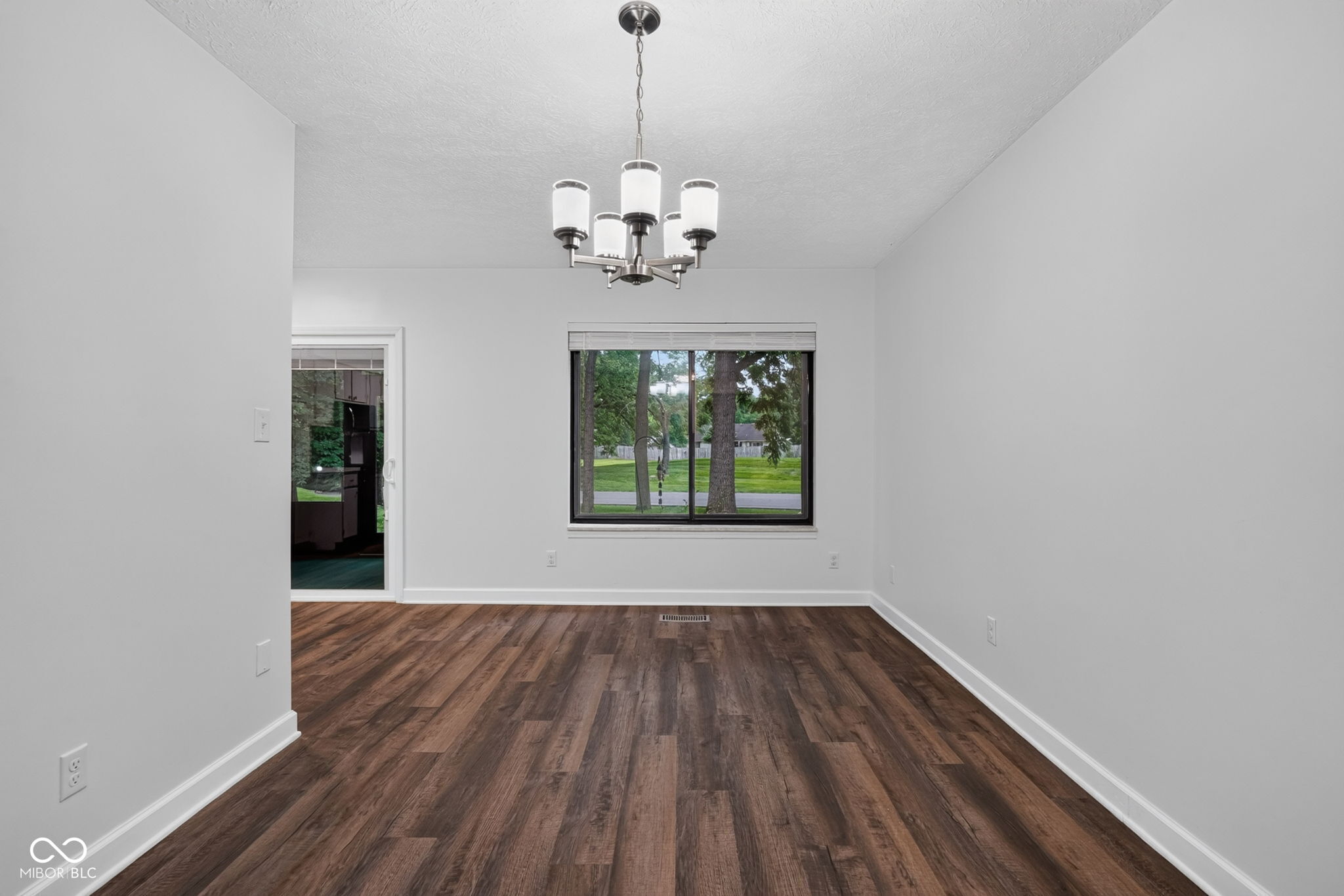 101 Knoll Court #A, Noblesville, IN, 46062 photo 5 of 34
