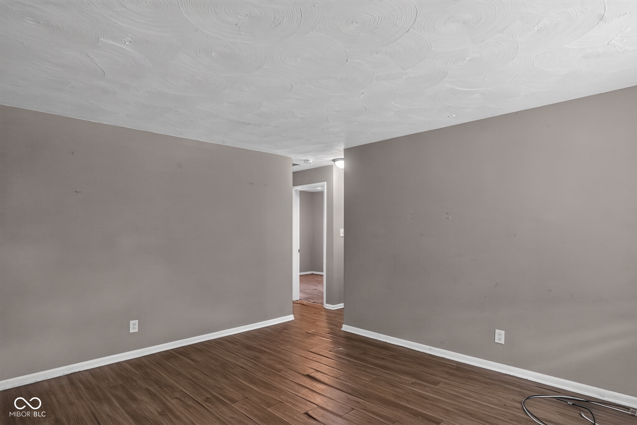 4933 E 39th Street, Indianapolis, IN, 46226 photo 5 of 18