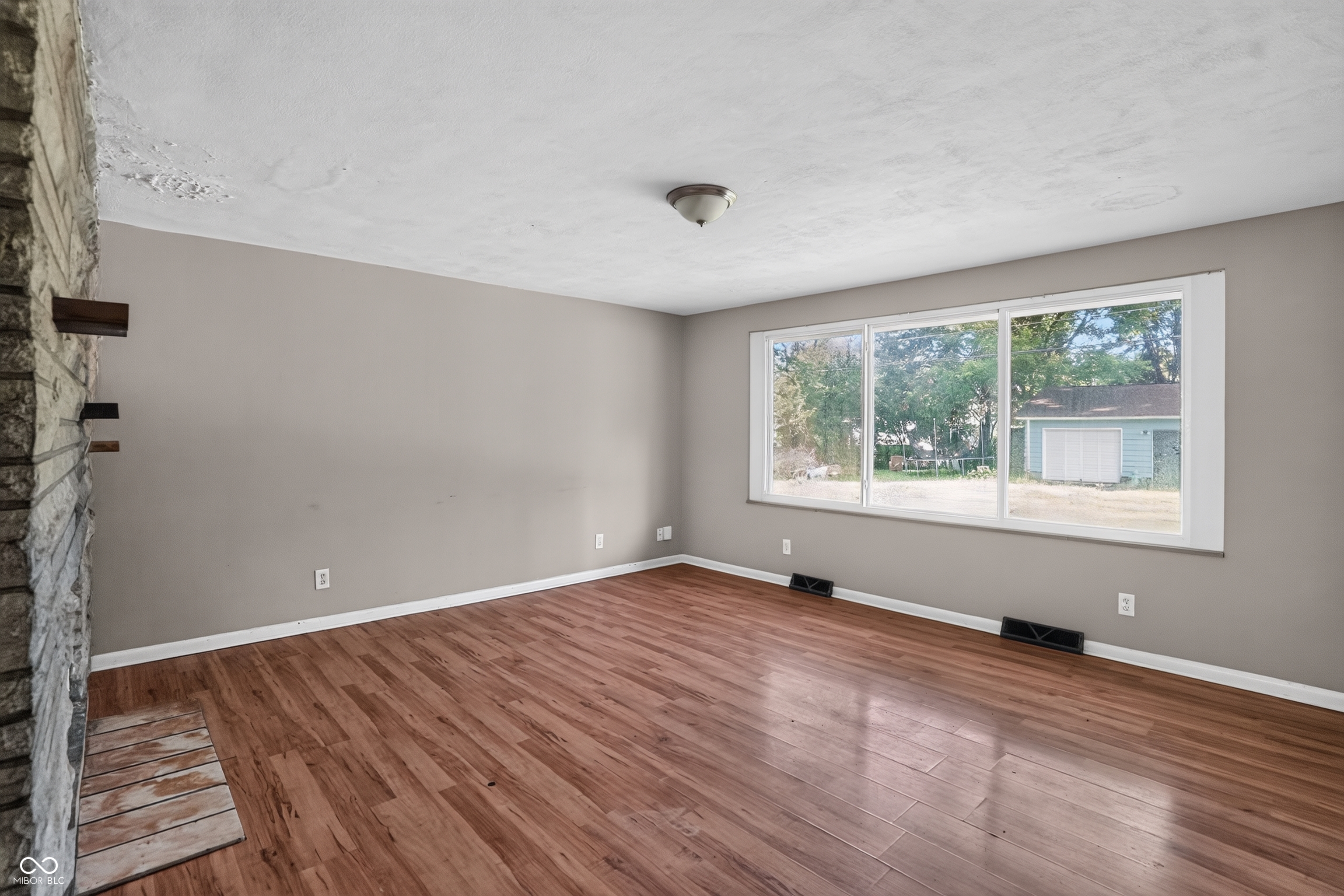 3950 N Elizabeth Street, Indianapolis, IN, 46226 photo 5 of 18