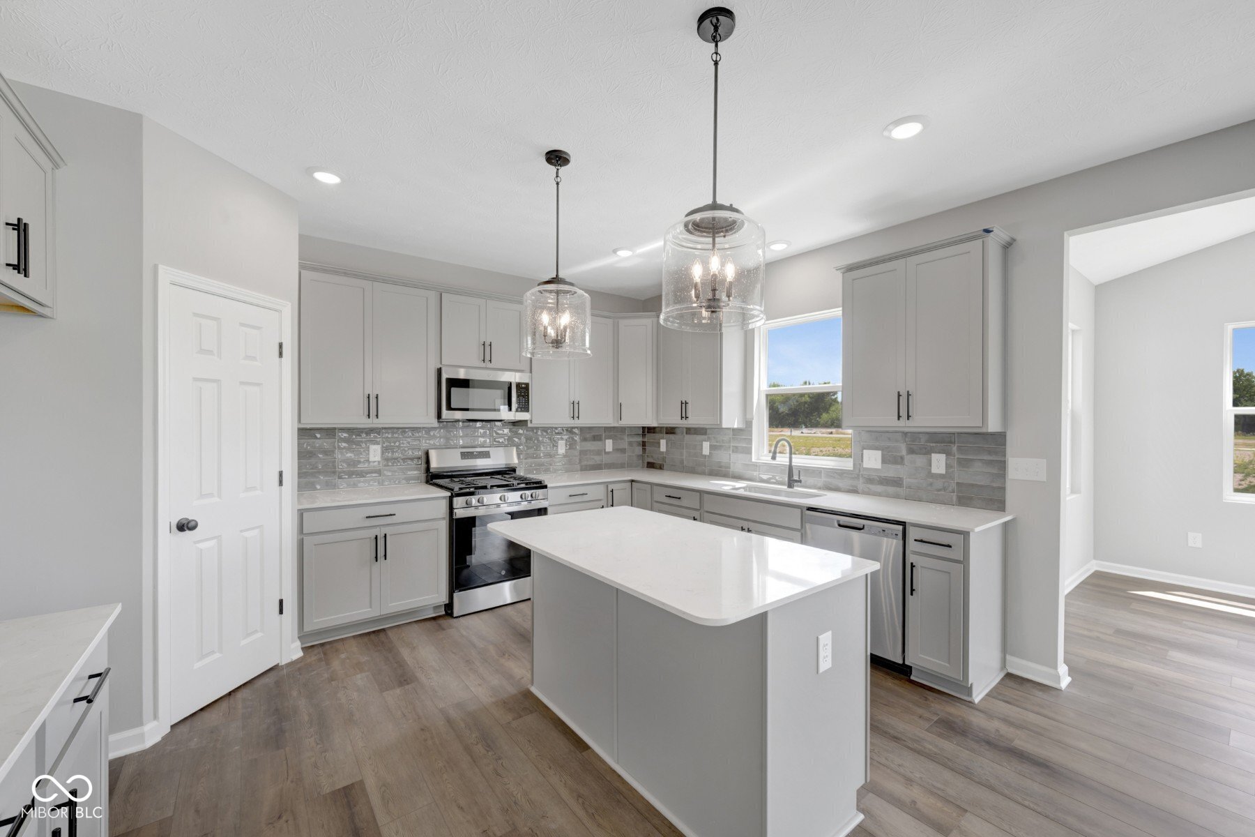 10033 Rosalee Drive, Noblesville, IN, 46060 photo 5 of 23