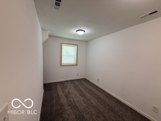 711 W Jackson Street, Seymour, IN, 47274 photo 5 of 33
