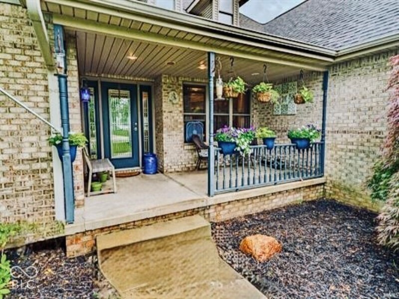 1580 E Garnett Drive, Frankfort, IN, 46041 photo 5 of 47
