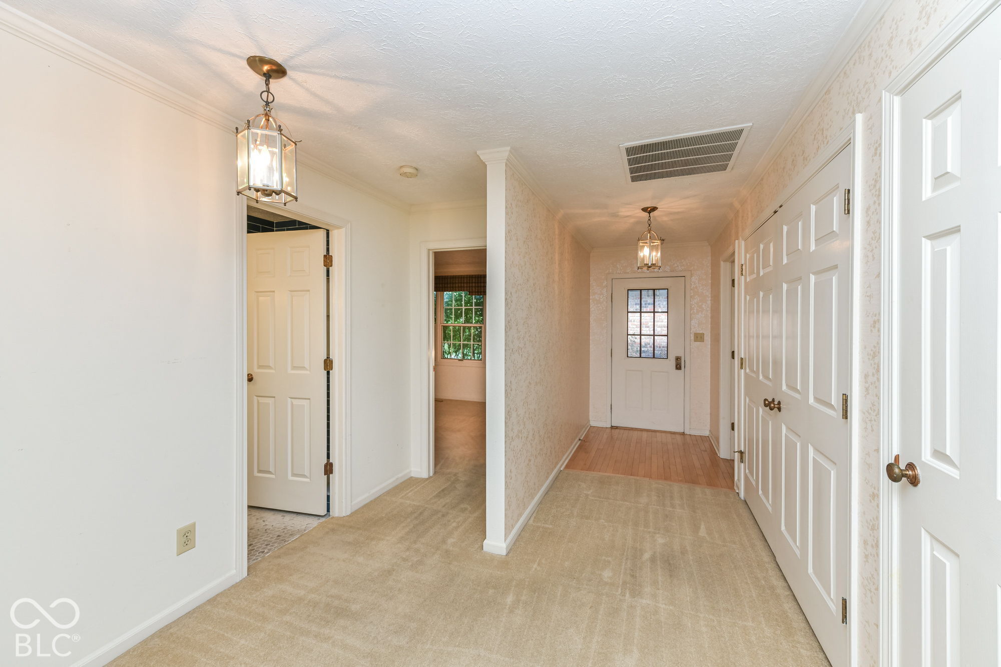5225 Whisperwood Lane, Indianapolis, IN, 46226 photo 5 of 42